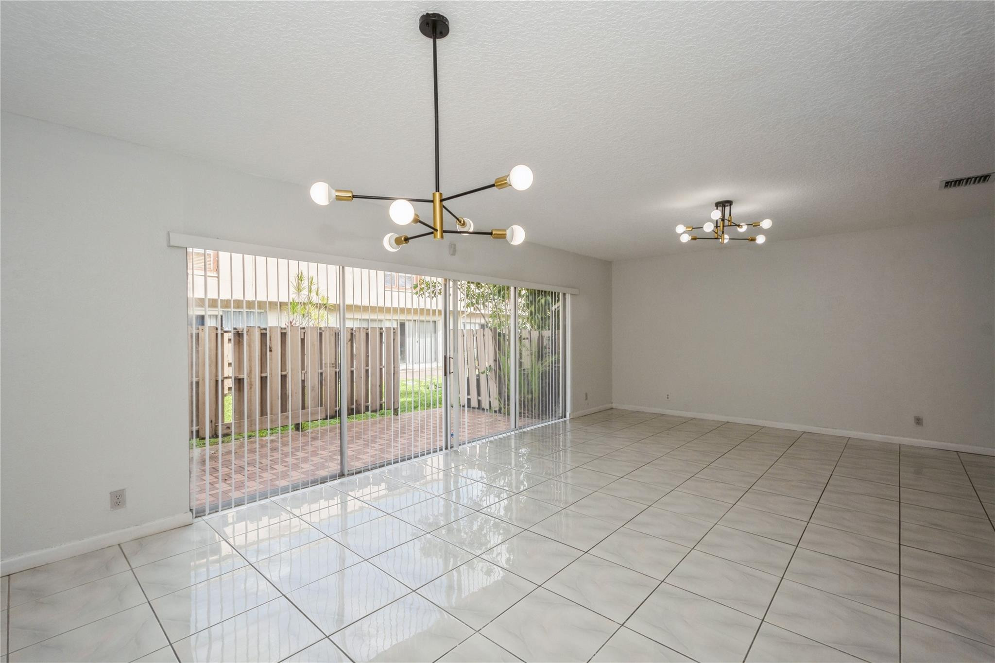 Townhouses At Jacaranda C - Residential Lease