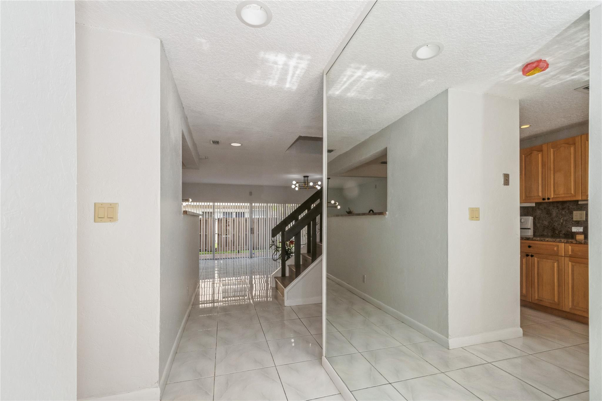 Townhouses At Jacaranda C - Residential Lease