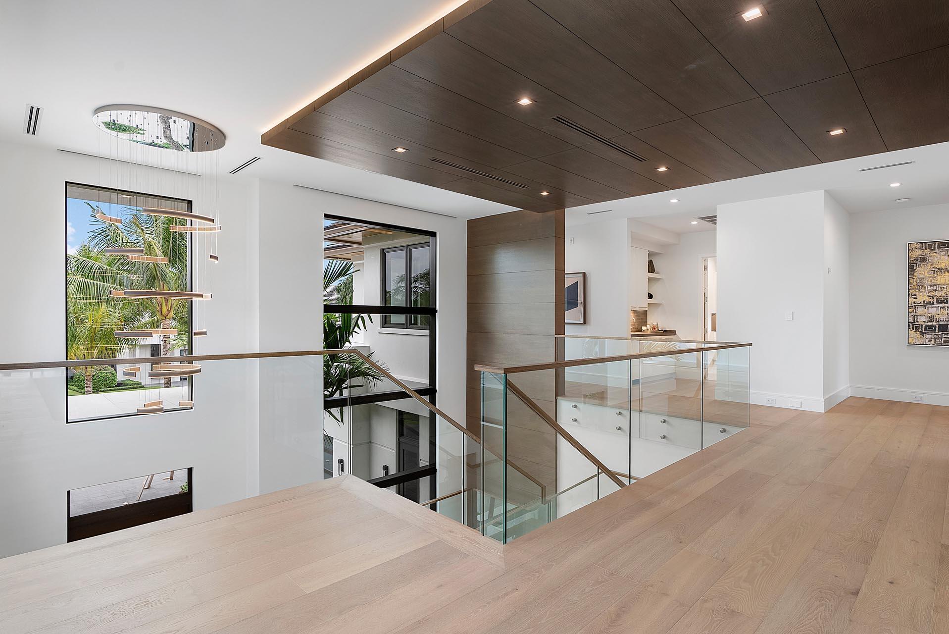 ROYAL PALM YACHT & COUNTRY CLUB - Residential