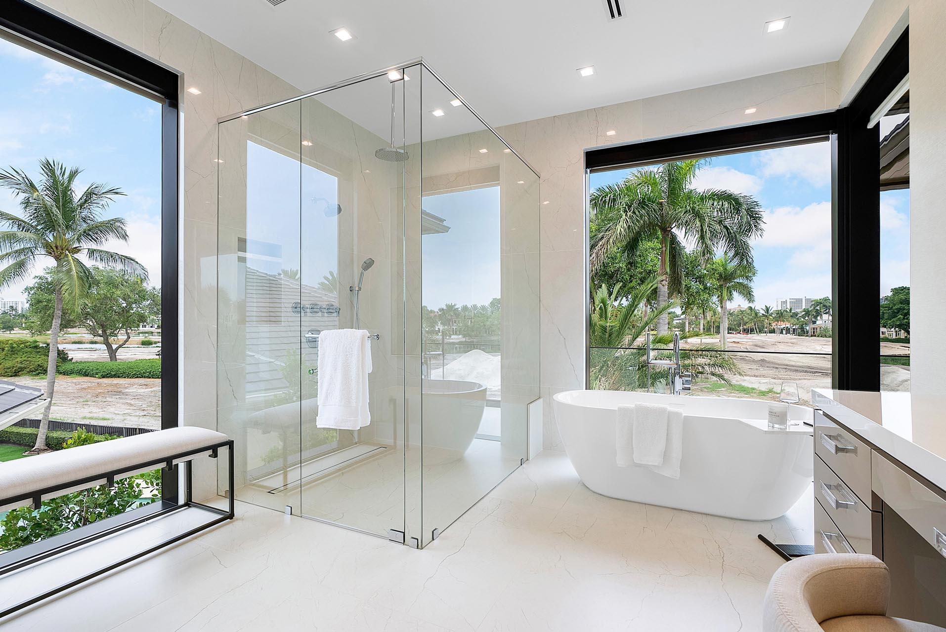 ROYAL PALM YACHT & COUNTRY CLUB - Residential