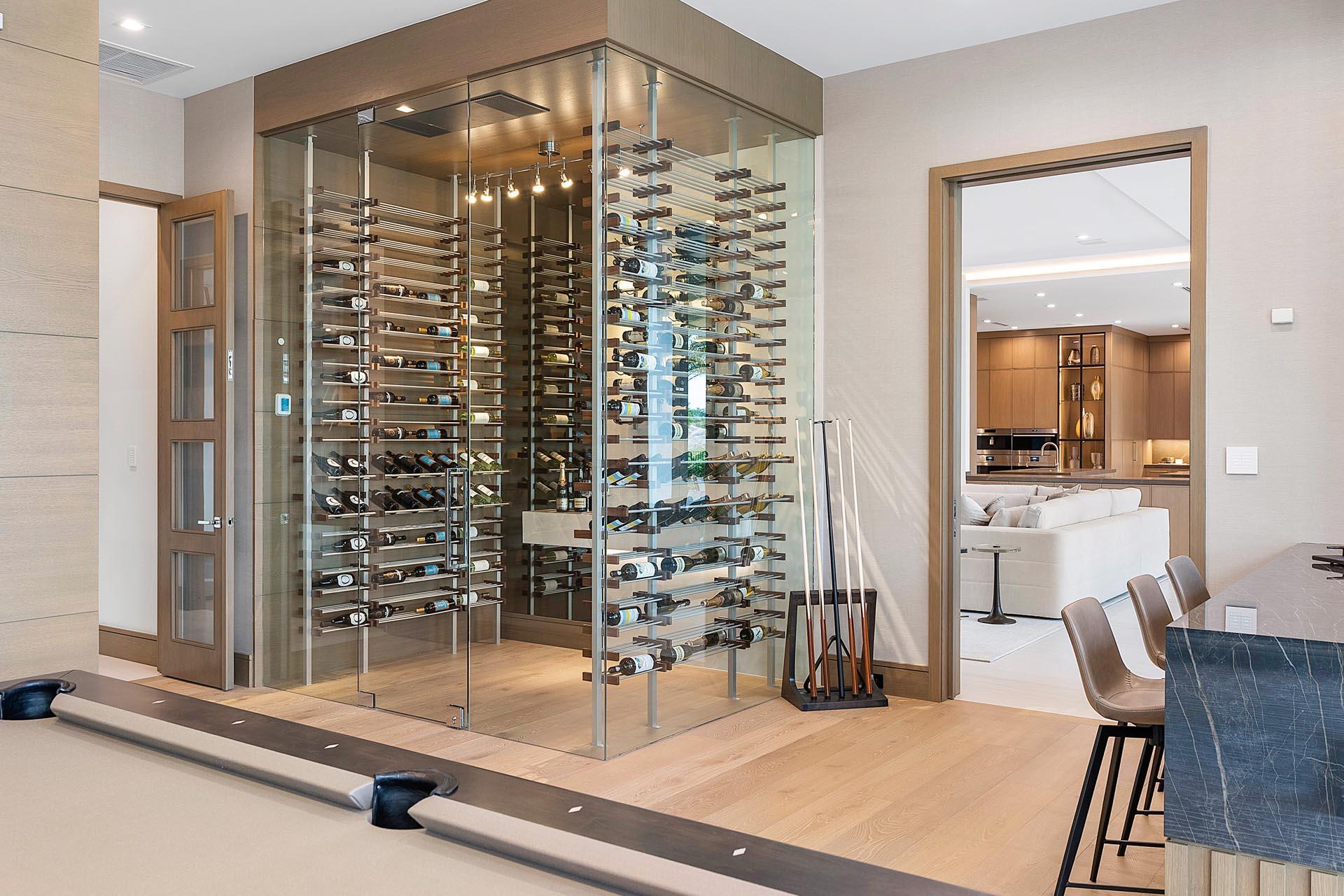 ROYAL PALM YACHT & COUNTRY CLUB - Residential