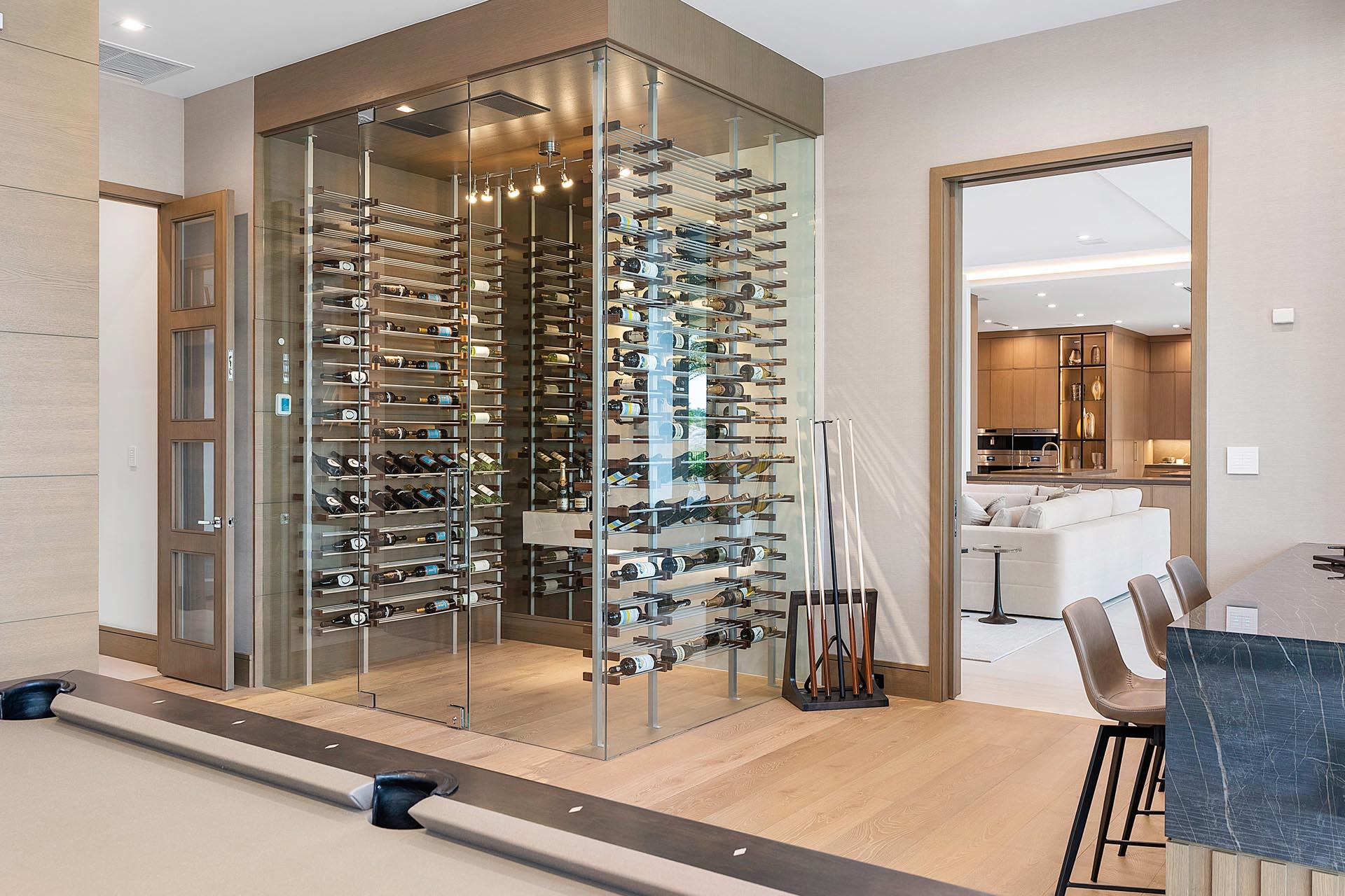ROYAL PALM YACHT & COUNTRY CLUB - Residential