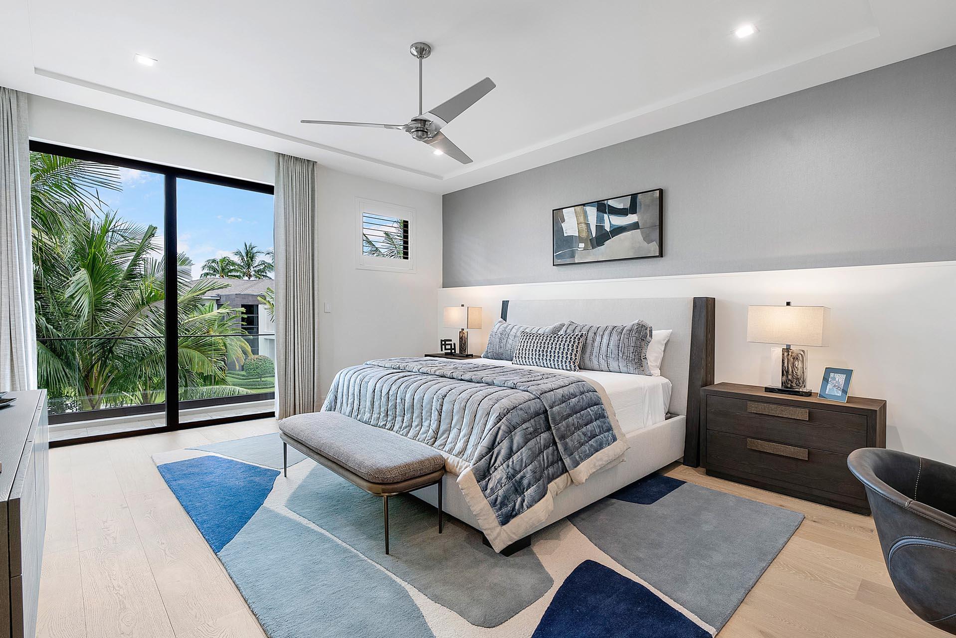 ROYAL PALM YACHT & COUNTRY CLUB - Residential