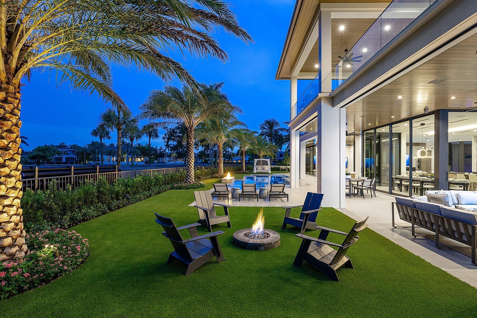 ROYAL PALM YACHT & COUNTRY CLUB - Residential