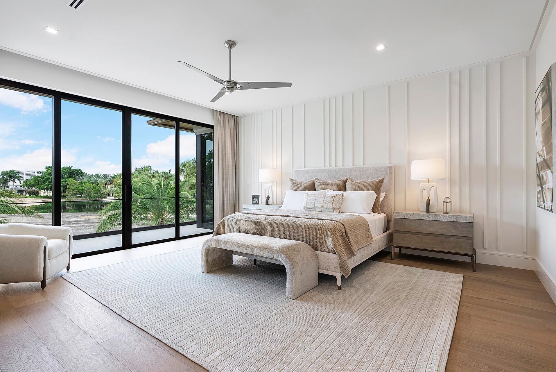ROYAL PALM YACHT & COUNTRY CLUB - Residential
