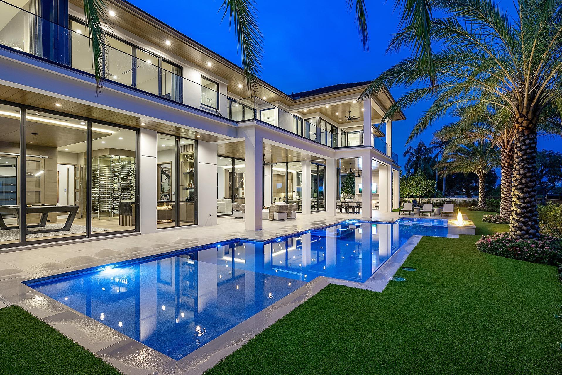 ROYAL PALM YACHT & COUNTRY CLUB - Residential