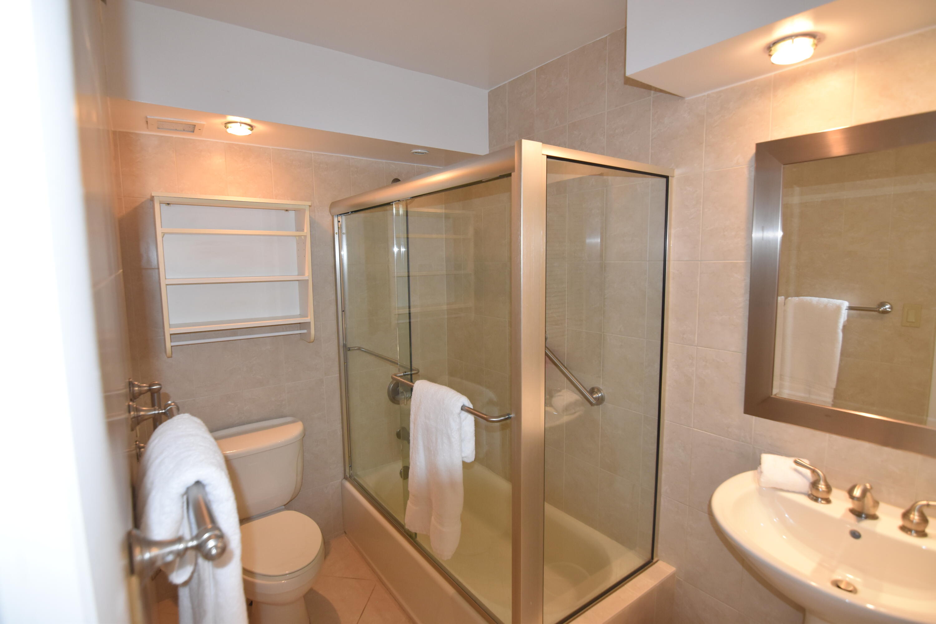 JAMAICA HOUSE CONDOMINIUM - Residential Lease