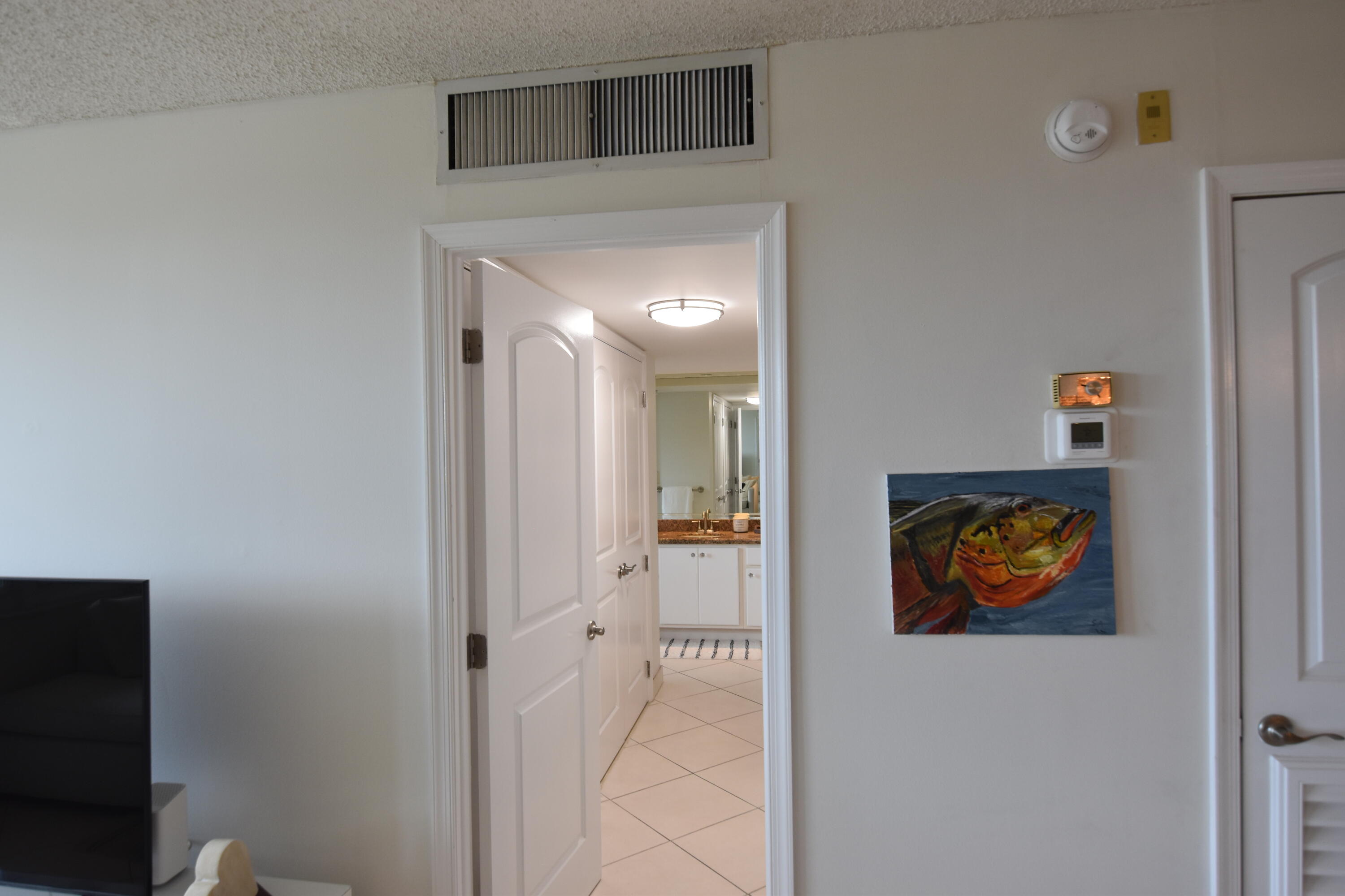 JAMAICA HOUSE CONDOMINIUM - Residential Lease