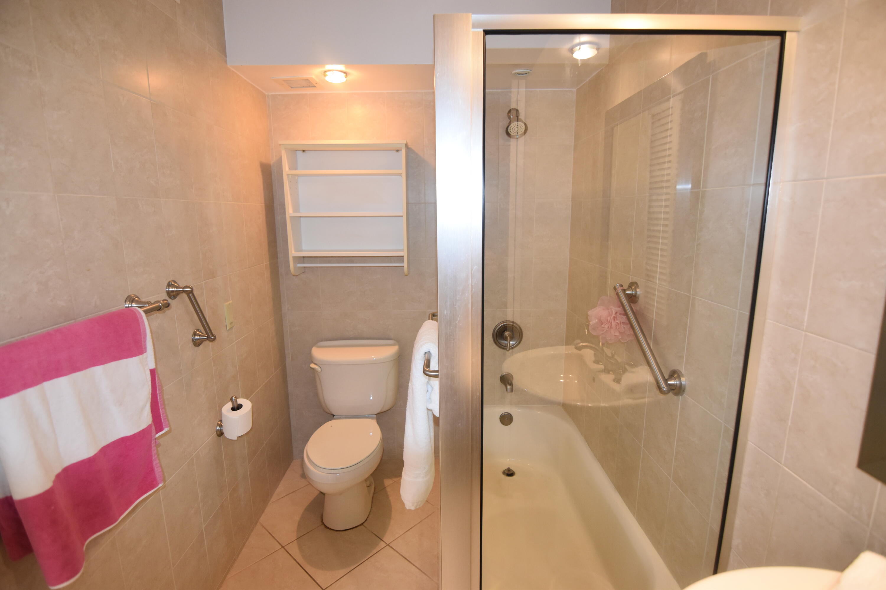 JAMAICA HOUSE CONDOMINIUM - Residential Lease