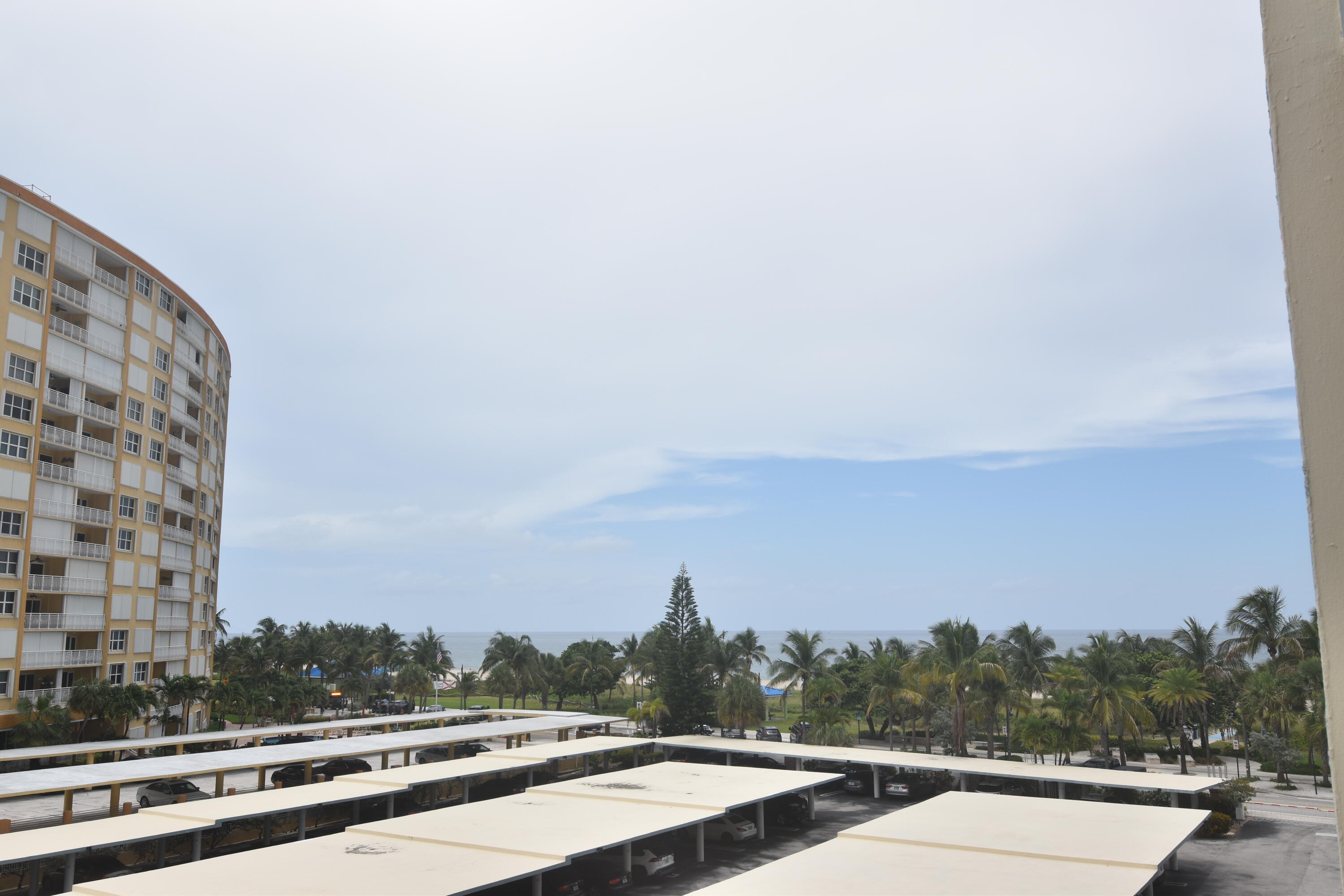 JAMAICA HOUSE CONDOMINIUM - Residential Lease