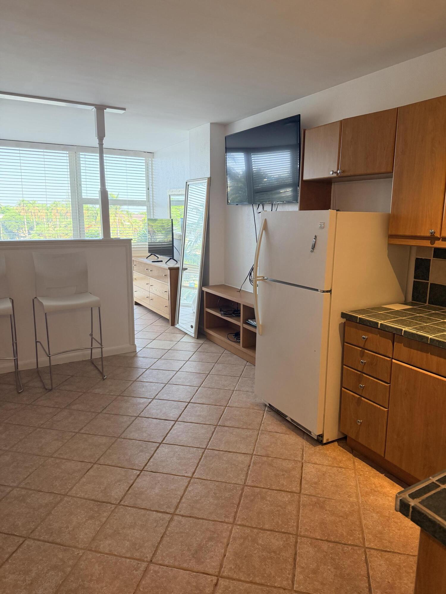 OCEAN MANOR CONDO - Residential