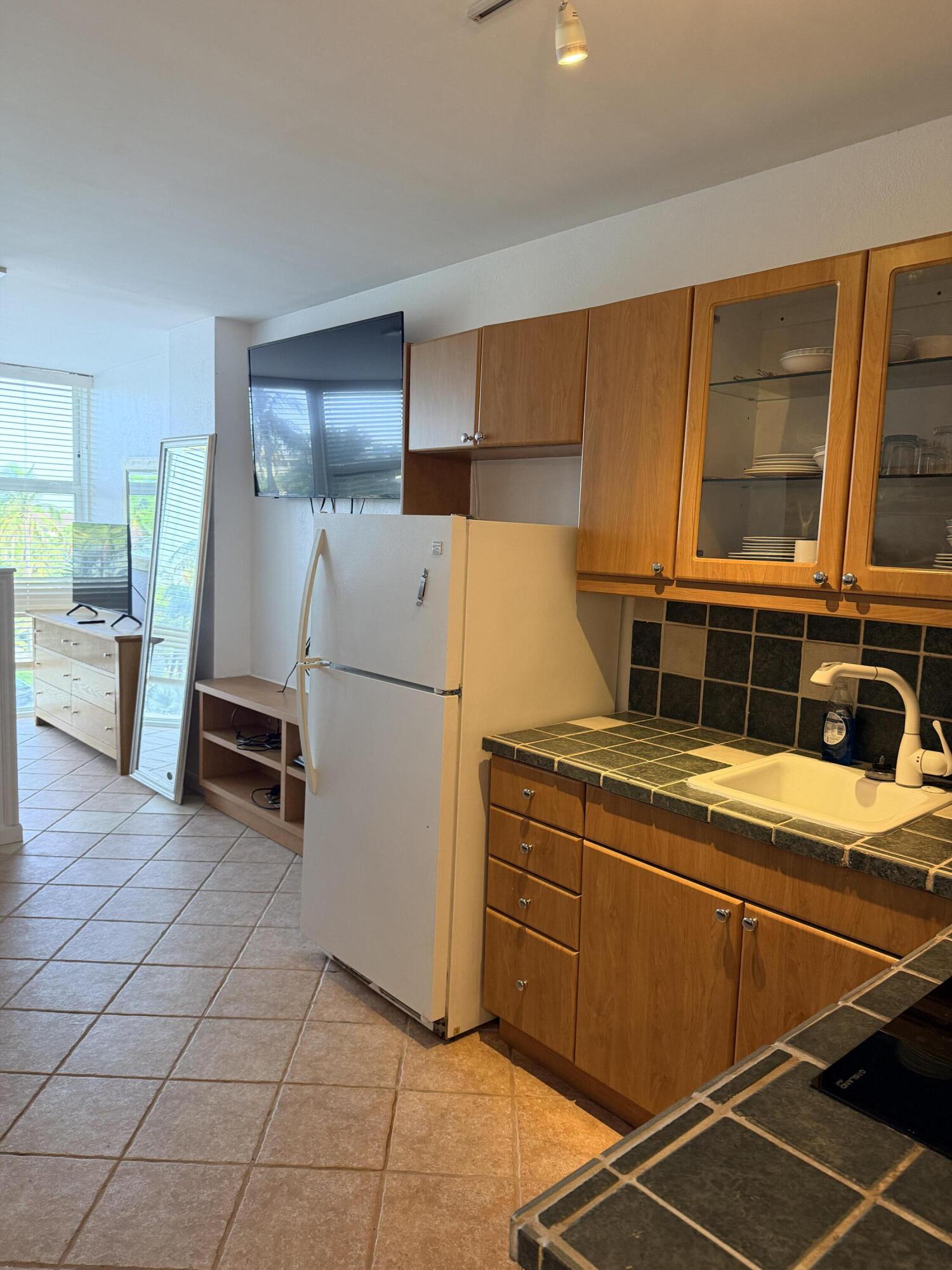 OCEAN MANOR CONDO - Residential