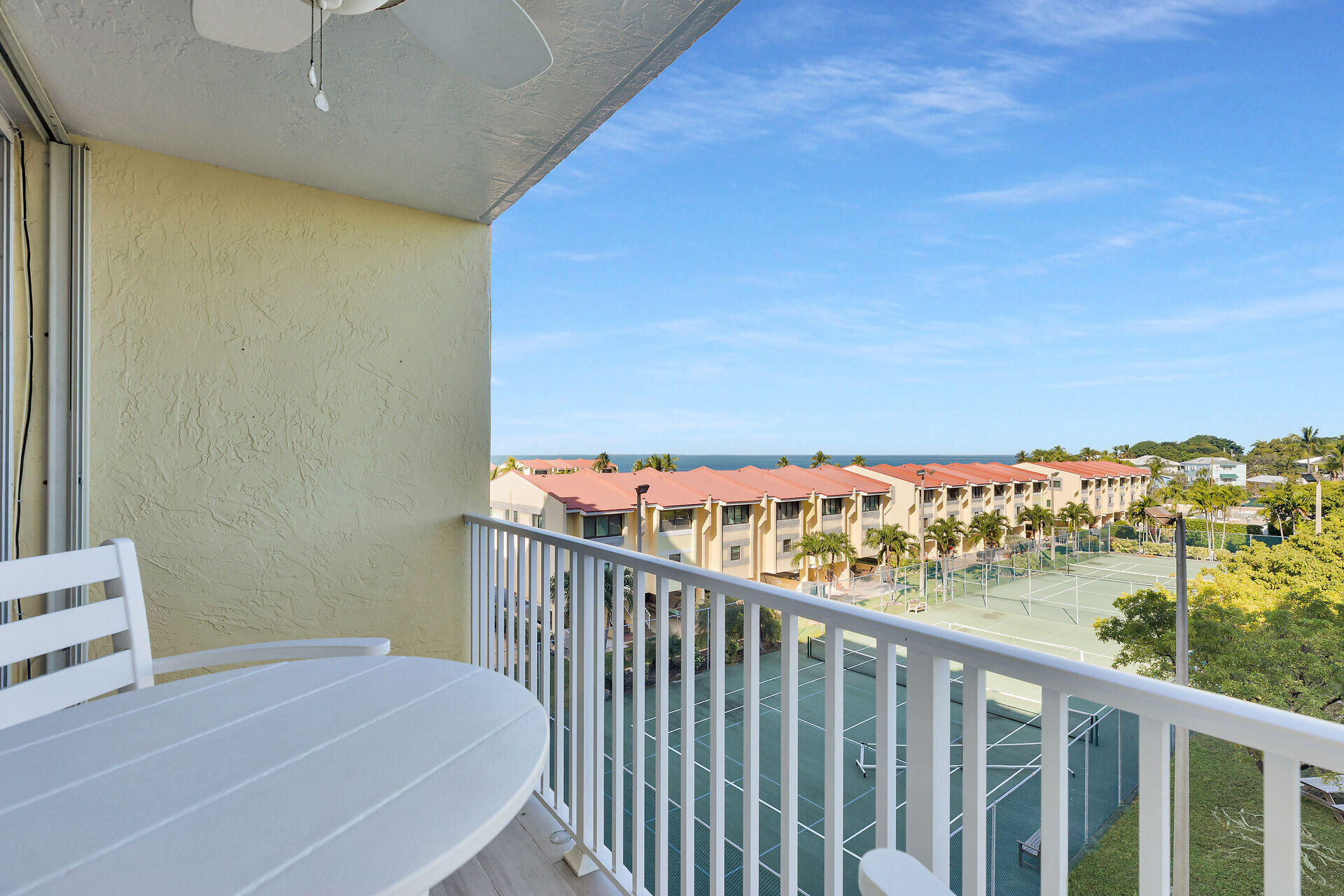 FUTURA YACHT CLUB BLDG A - Residential