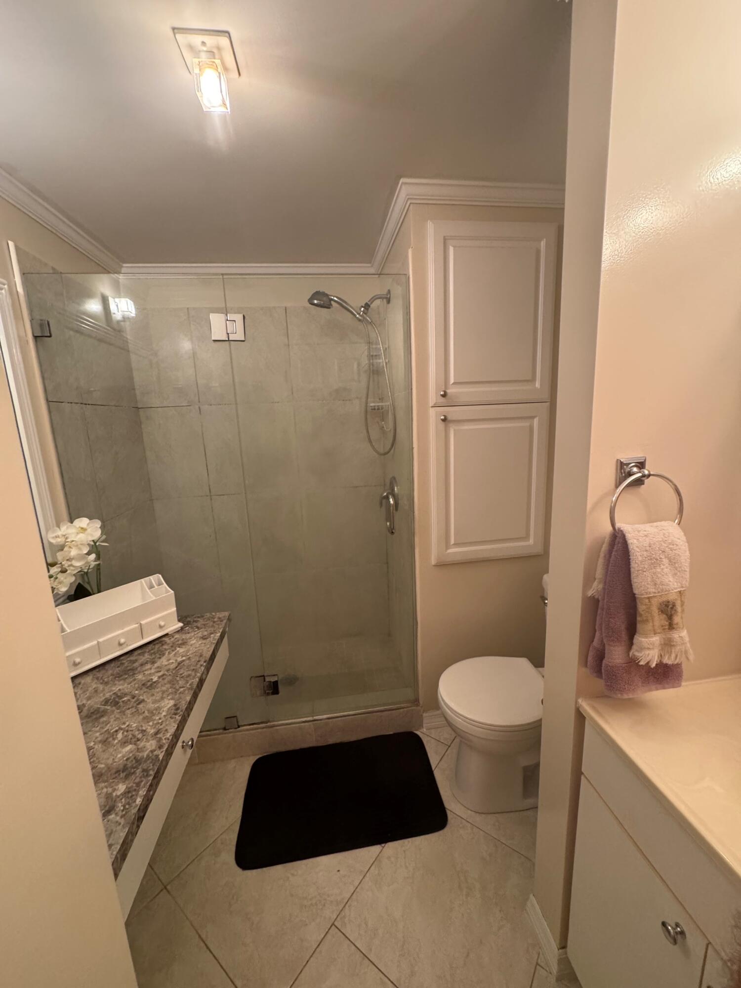 RAVENSWOOD ESTATES & MARINAS - Residential
