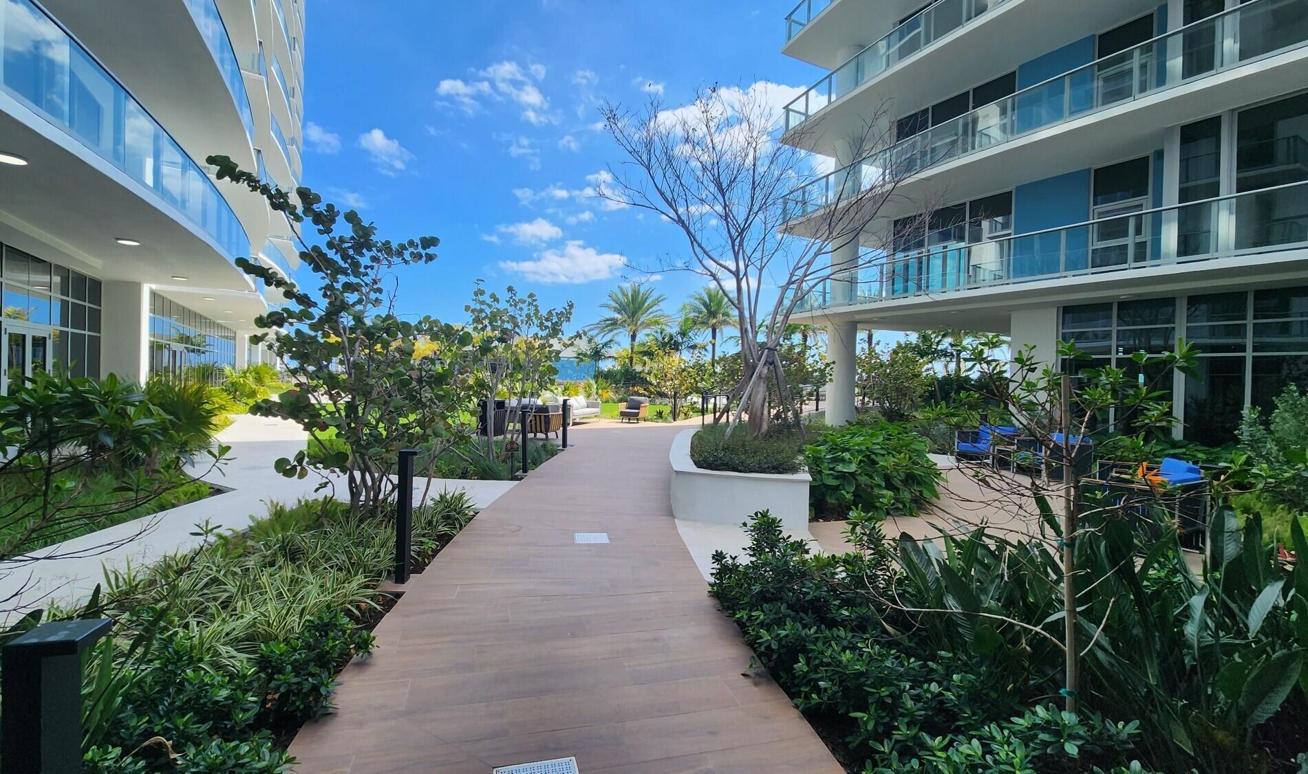 Nautilus 220 Condominium - Residential