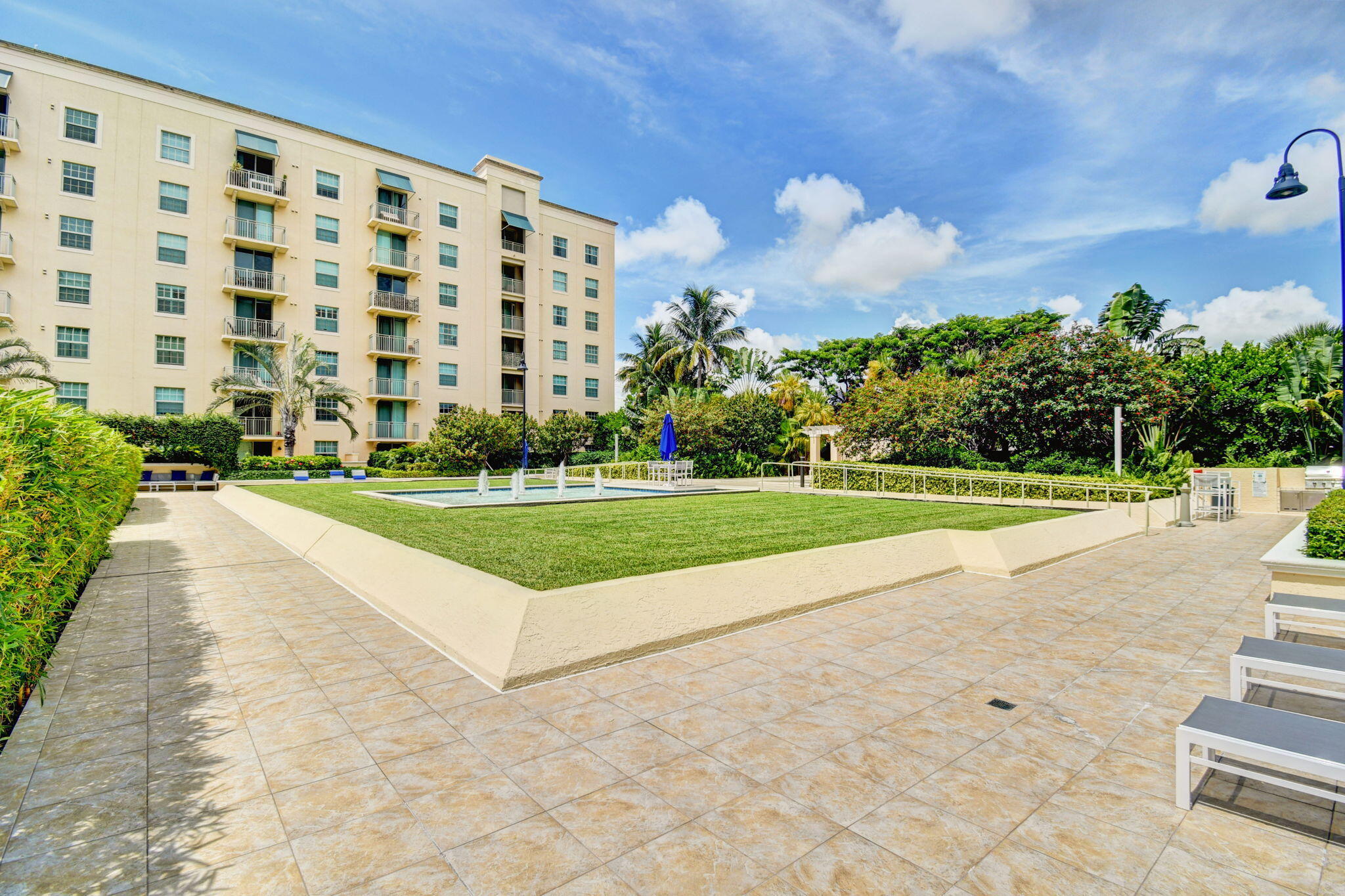610 CLEMATIS CONDO - Residential Lease
