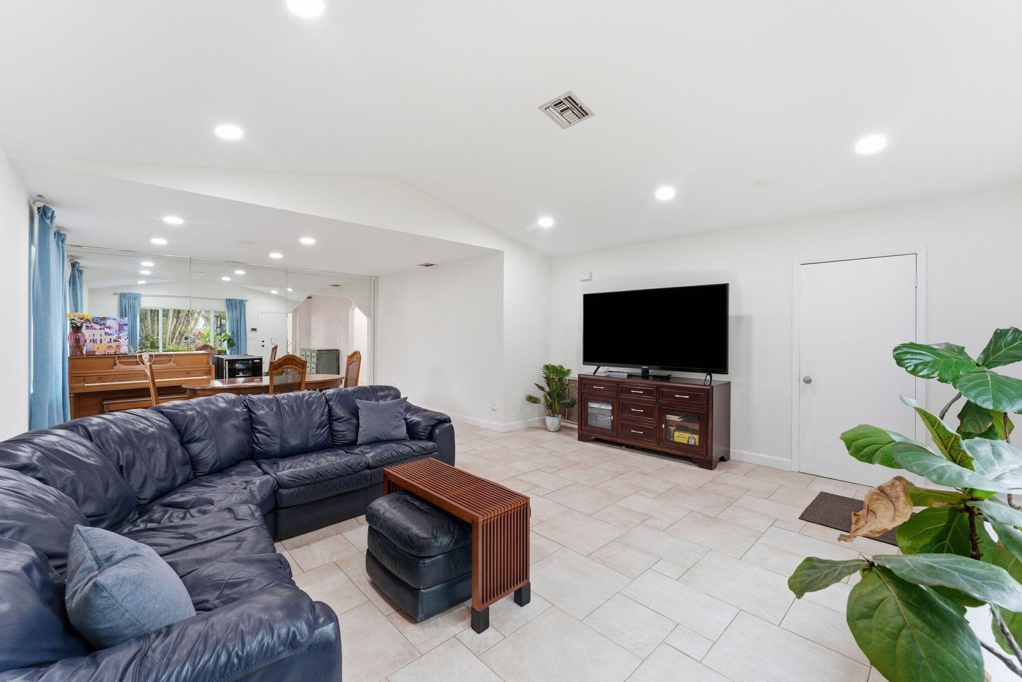 SPRINGS PARK - Residential