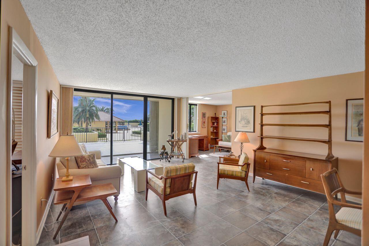 OCEAN TRAIL CONDO II - Residential