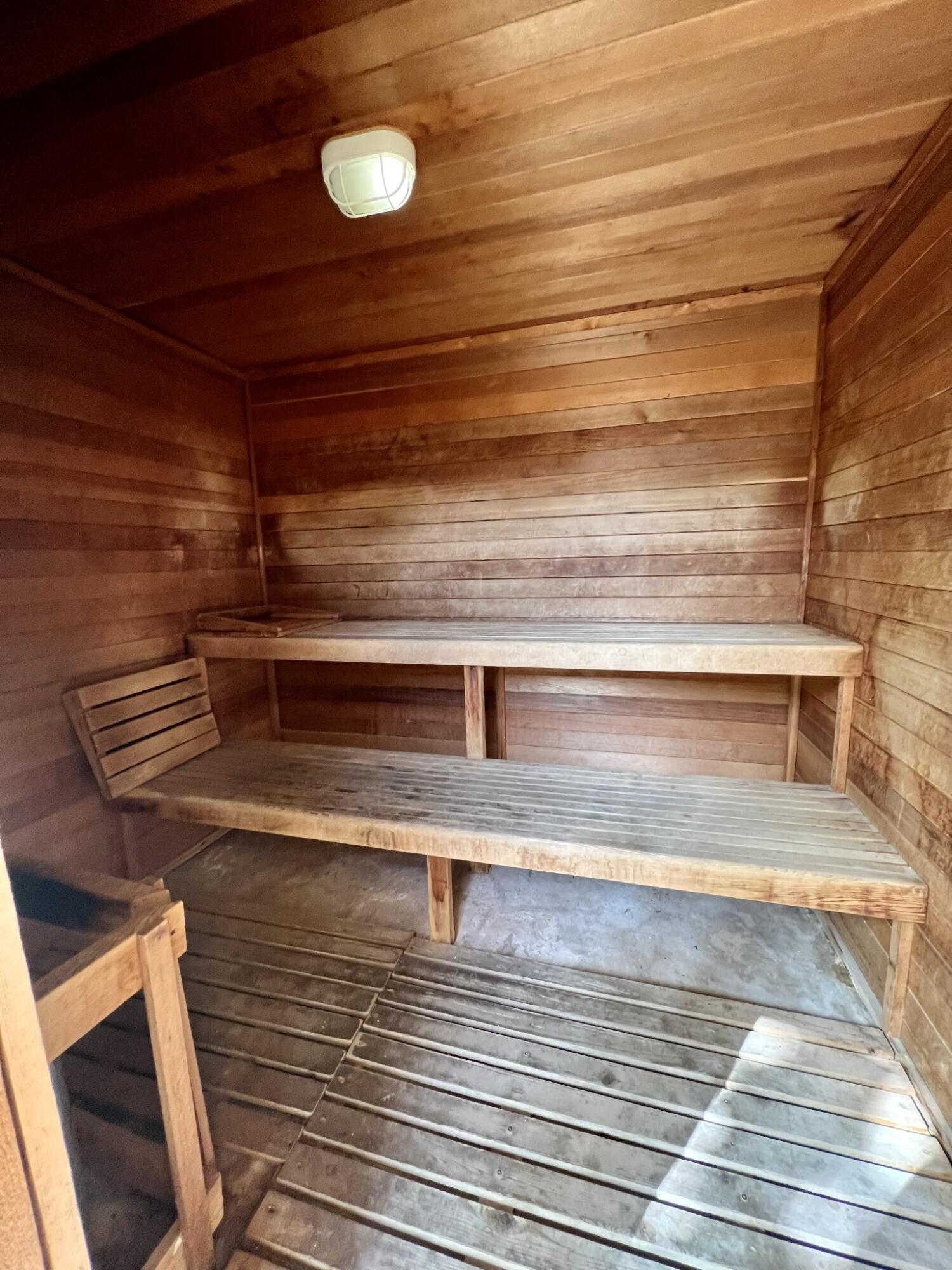 OCEAN TRAIL CONDO II - Residential