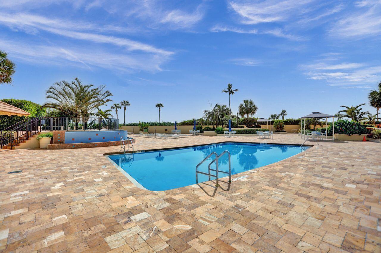 OCEAN TRAIL CONDO II - Residential