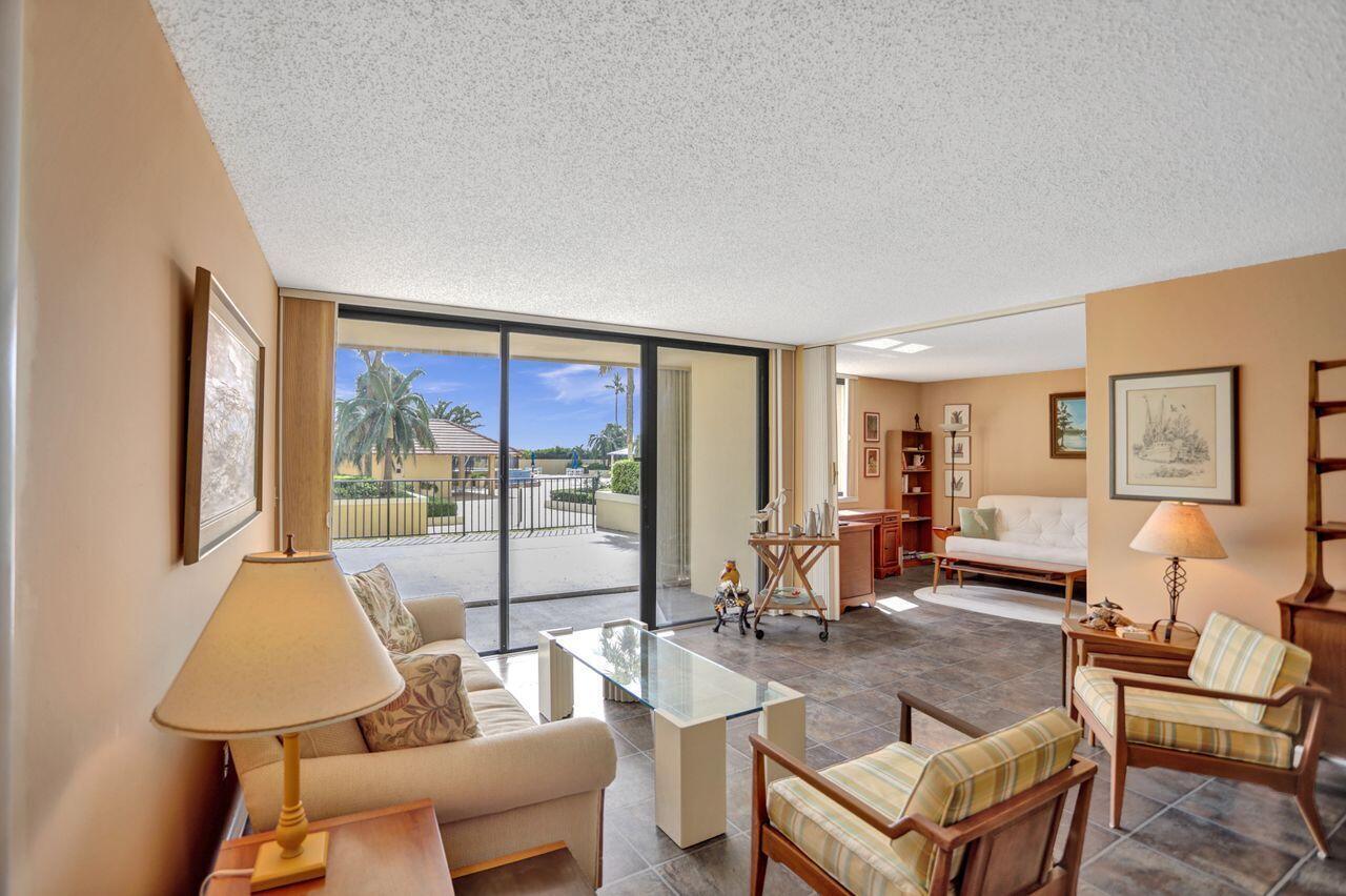 OCEAN TRAIL CONDO II - Residential