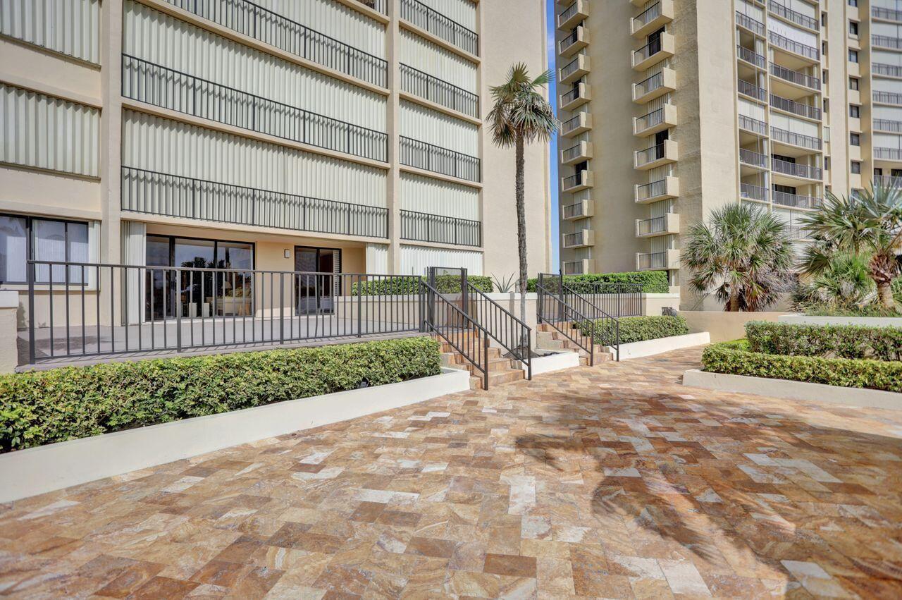OCEAN TRAIL CONDO II - Residential