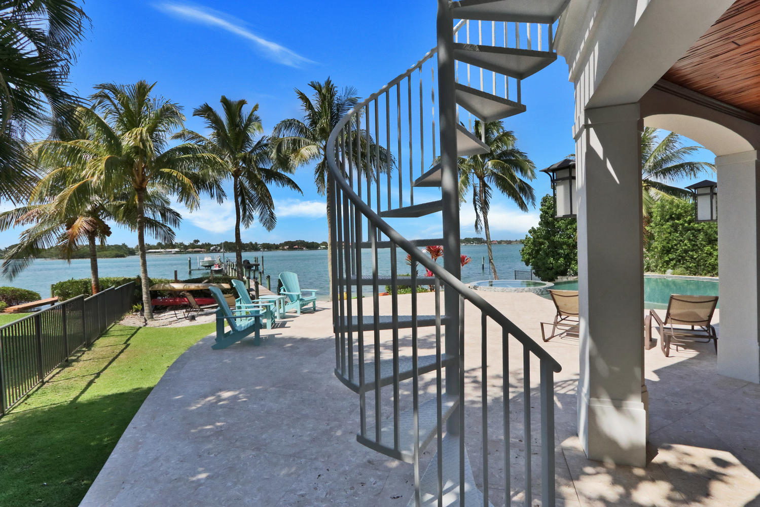 RIVERSIDE ON THE LOXAHATCHEE - Residential