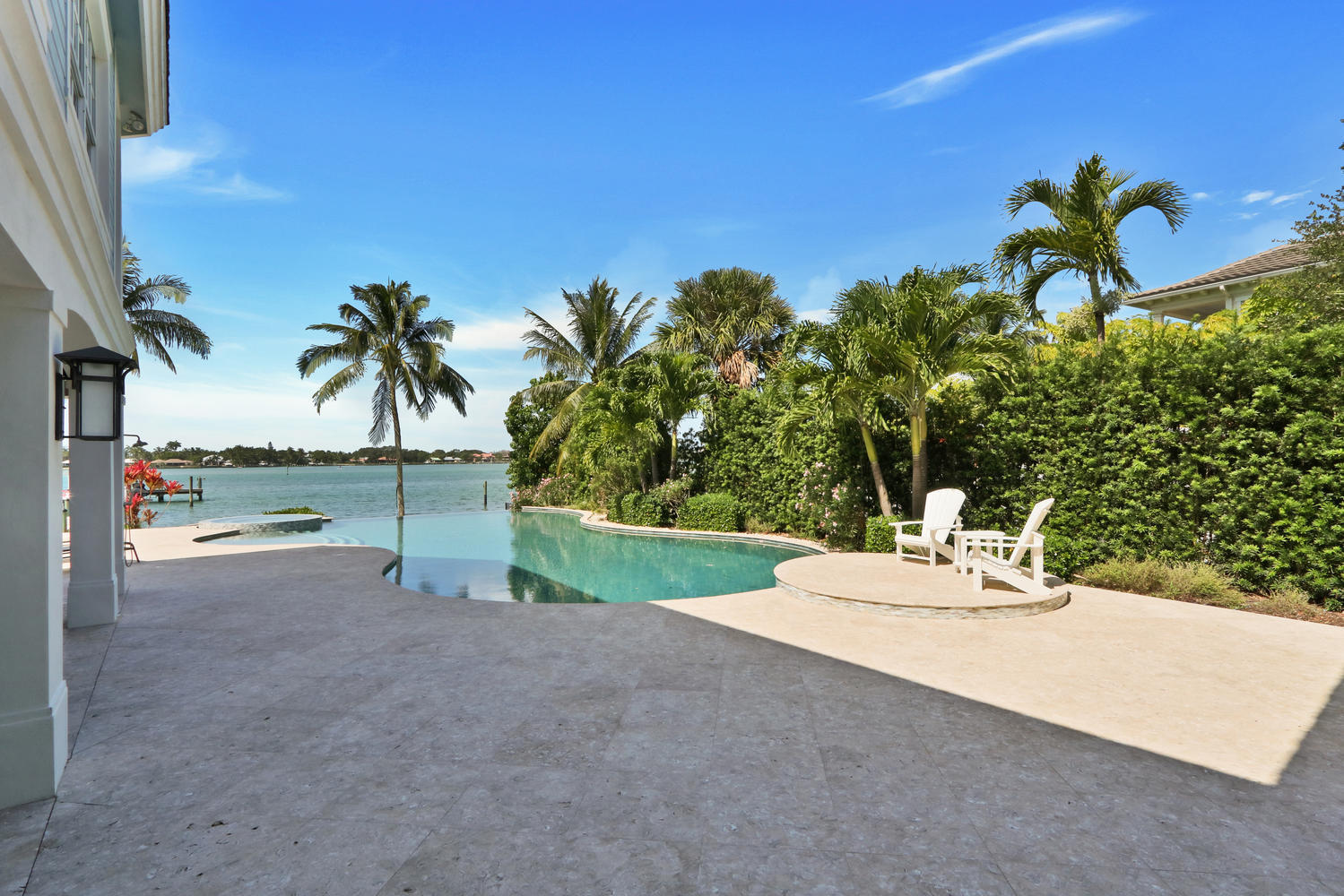 RIVERSIDE ON THE LOXAHATCHEE - Residential