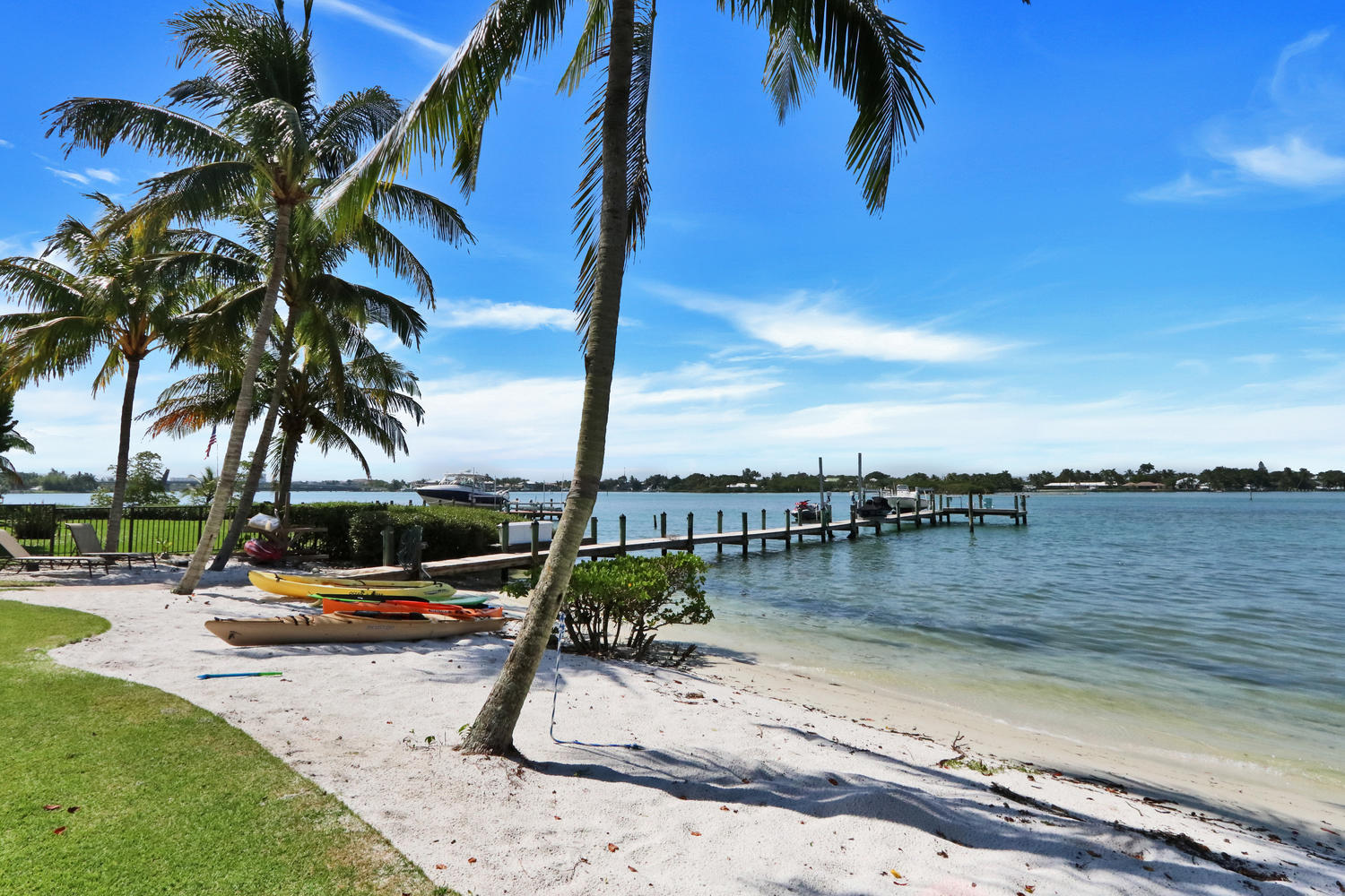 RIVERSIDE ON THE LOXAHATCHEE - Residential