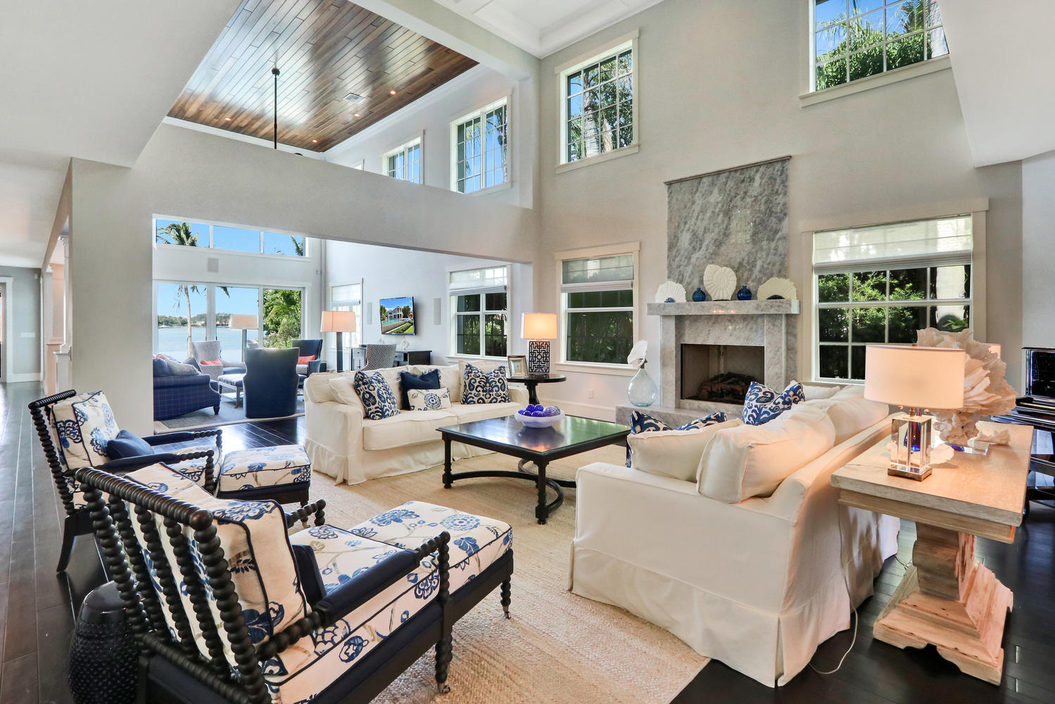 RIVERSIDE ON THE LOXAHATCHEE - Residential