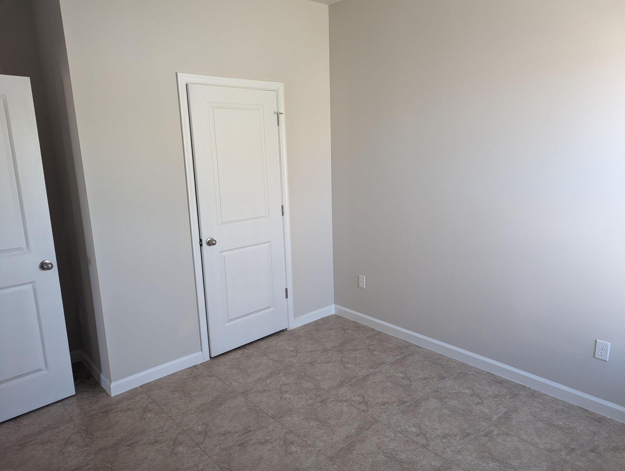 VERANO SOUTH PUD 1 - POD C - PLAT NO. 4 - Residential Lease