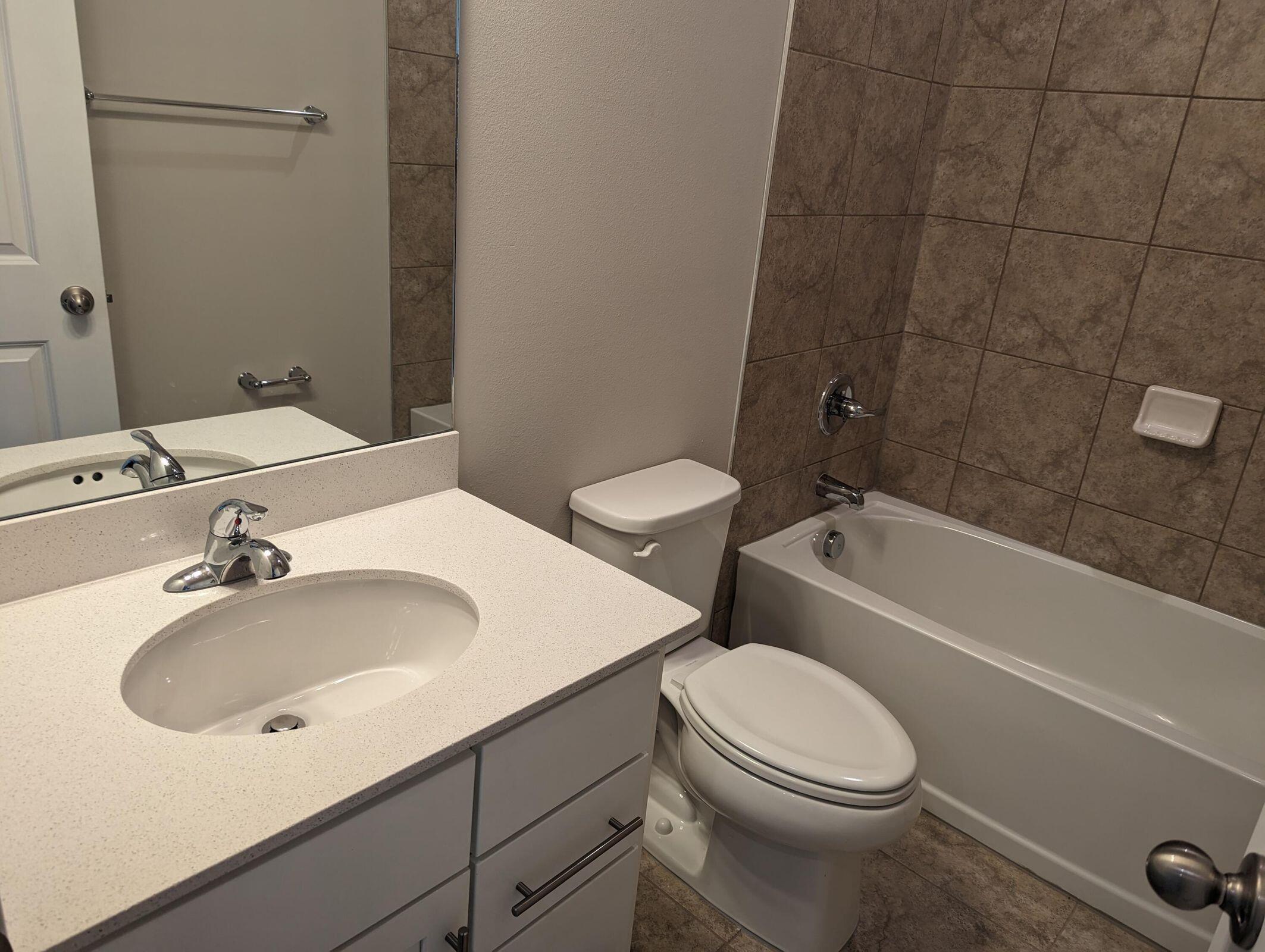 VERANO SOUTH PUD 1 - POD C - PLAT NO. 4 - Residential Lease