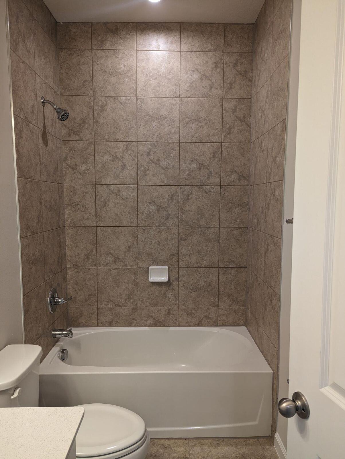 VERANO SOUTH PUD 1 - POD C - PLAT NO. 4 - Residential Lease