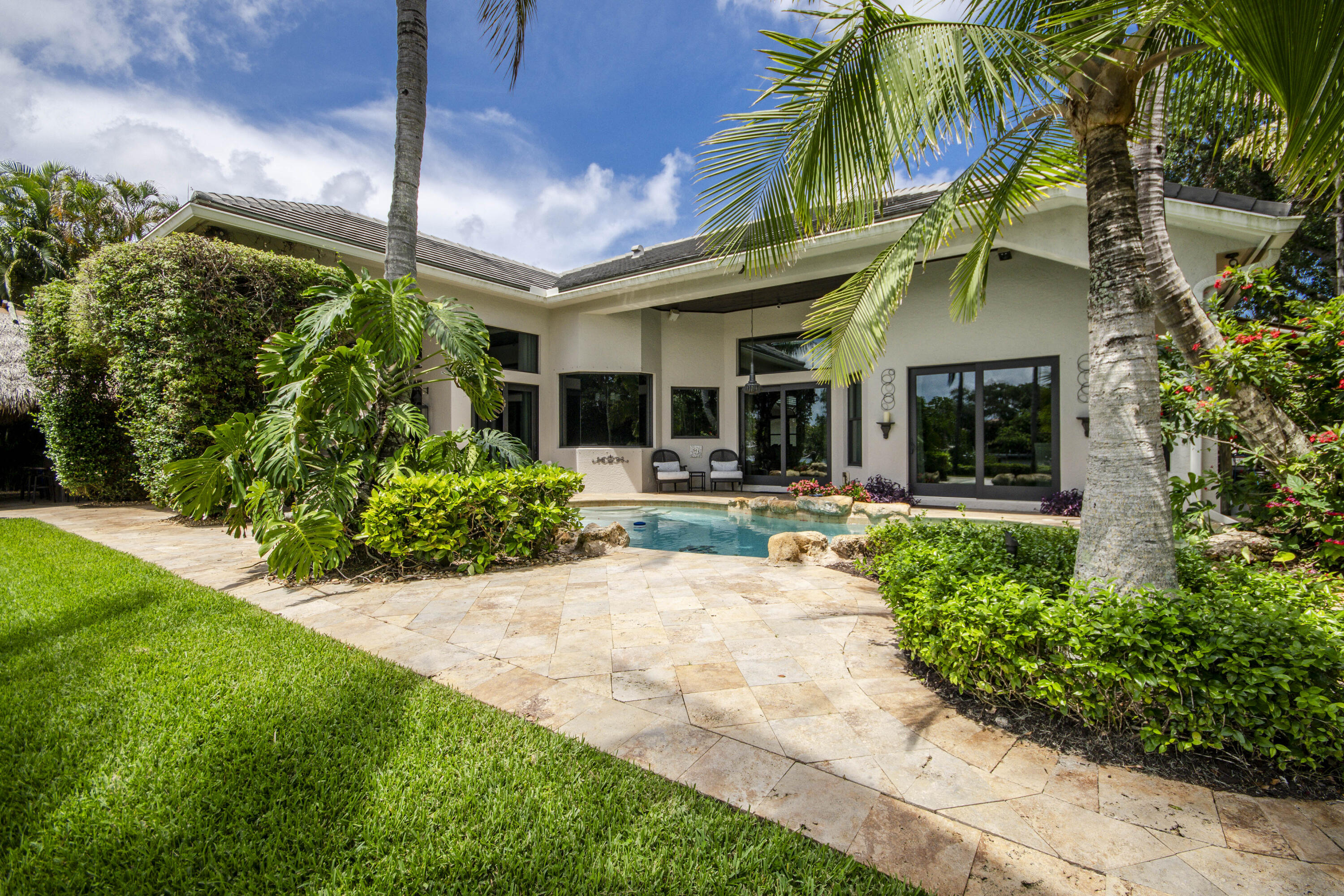 Islands of Jupiter - Residential