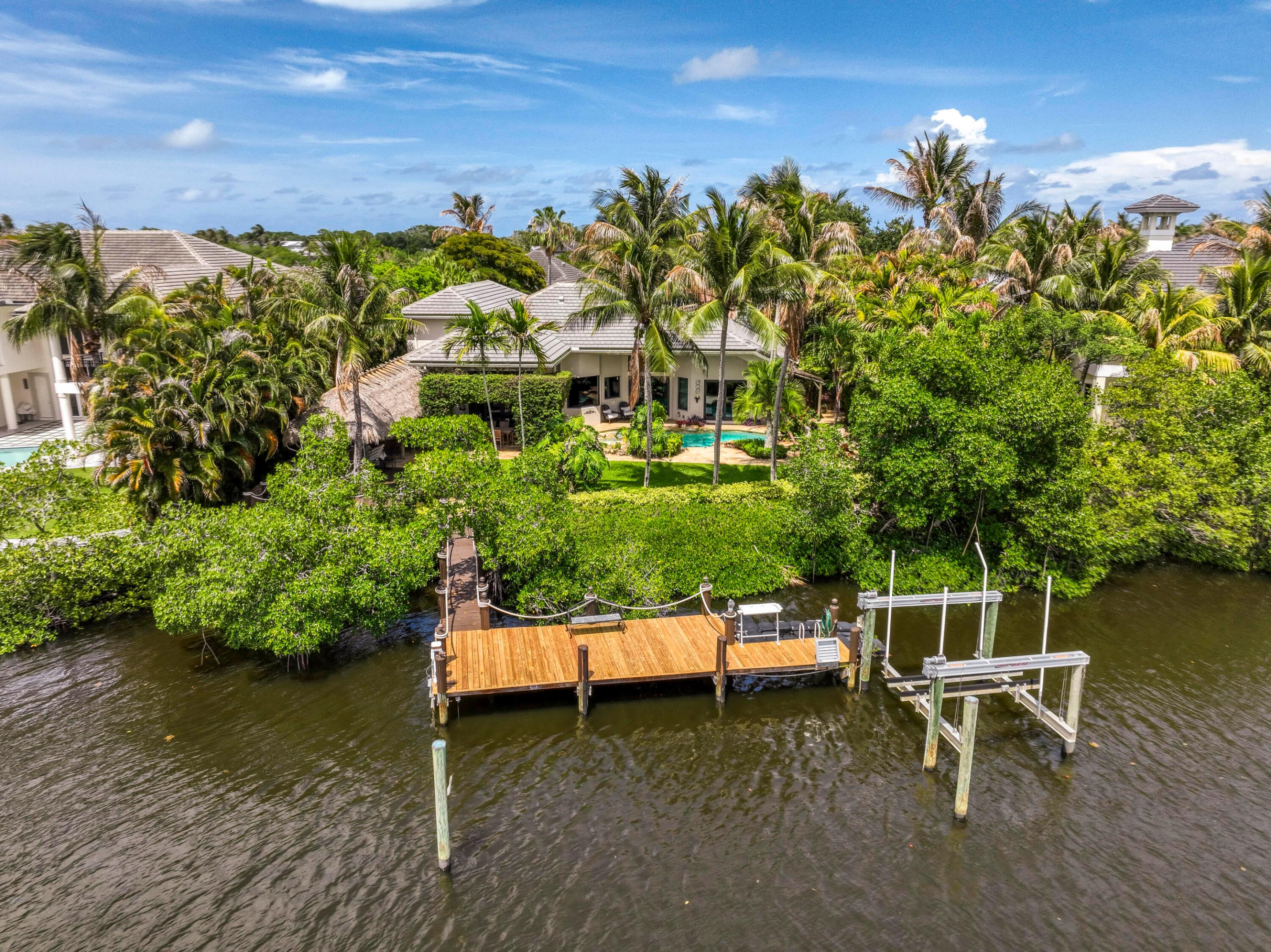 Islands of Jupiter - Residential