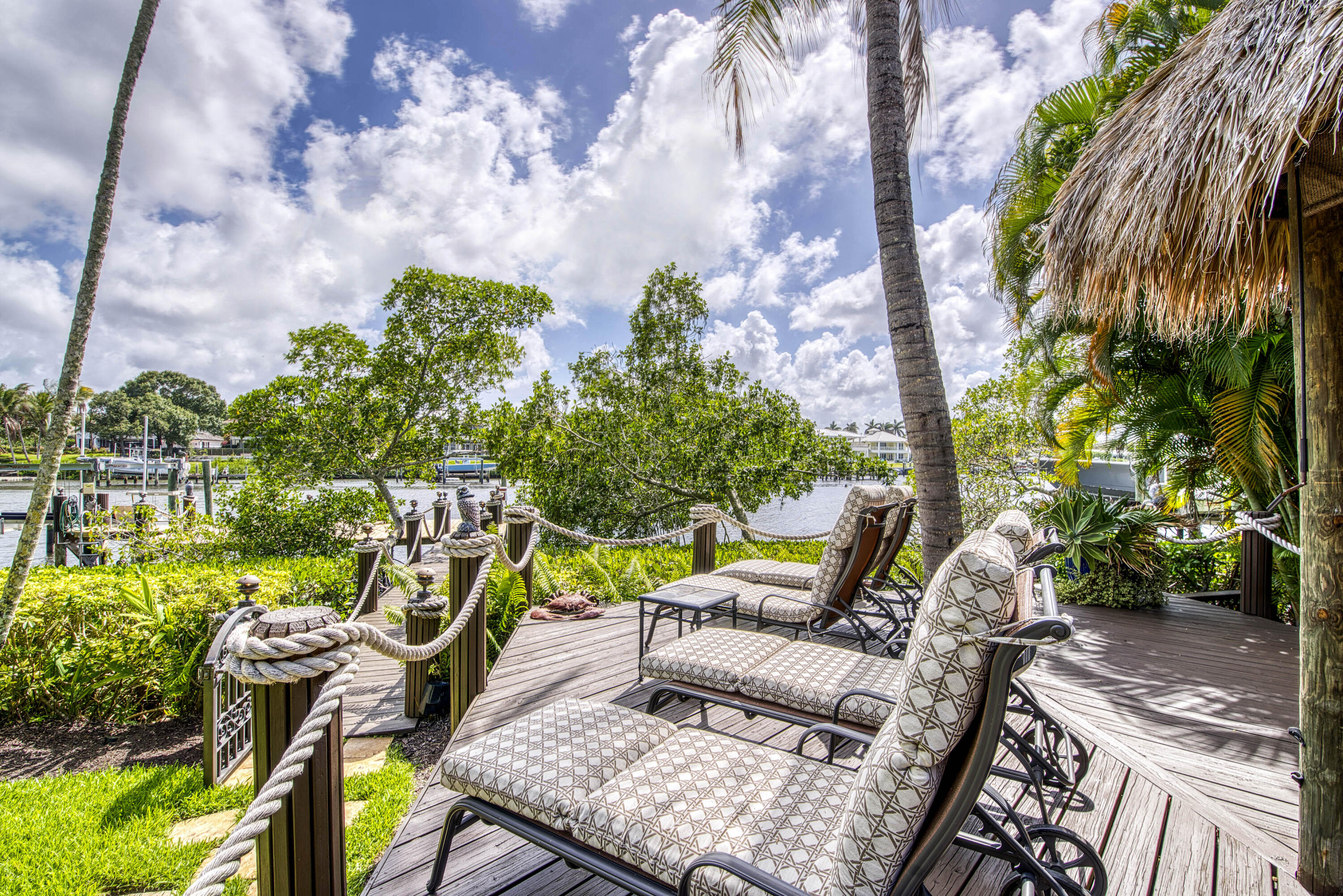 Islands of Jupiter - Residential