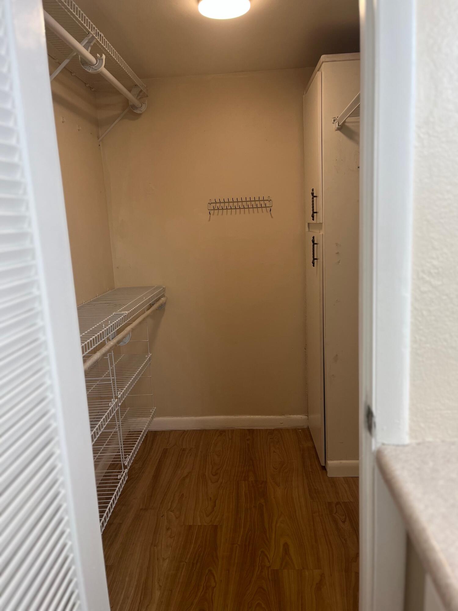 PEBBLE SPRINGS CONDOMINIUM - Residential