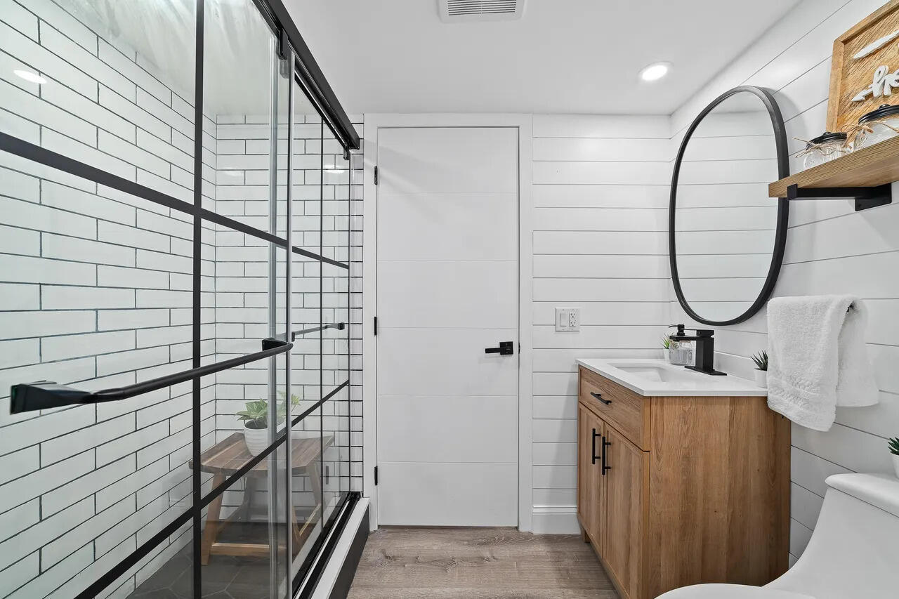 DELRAY OAKS CONDO - Residential