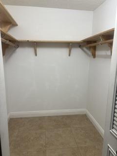 VILLAGE GREEN COVENTRY CONDO - Residential Lease