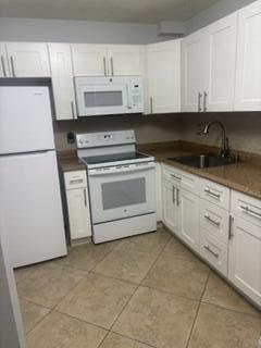 VILLAGE GREEN COVENTRY CONDO - Residential Lease