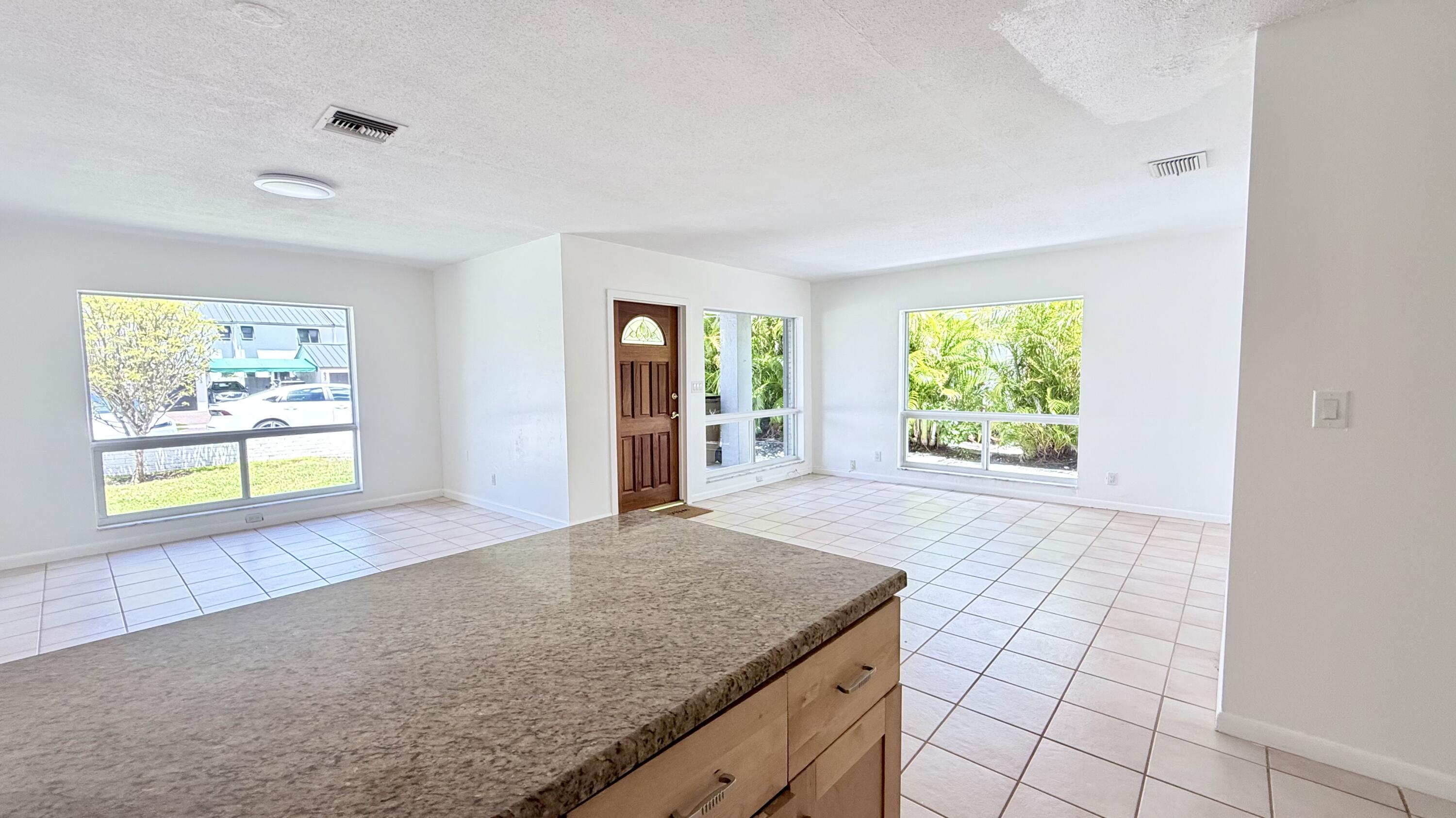 OCEANVUE RESUB - Residential Lease