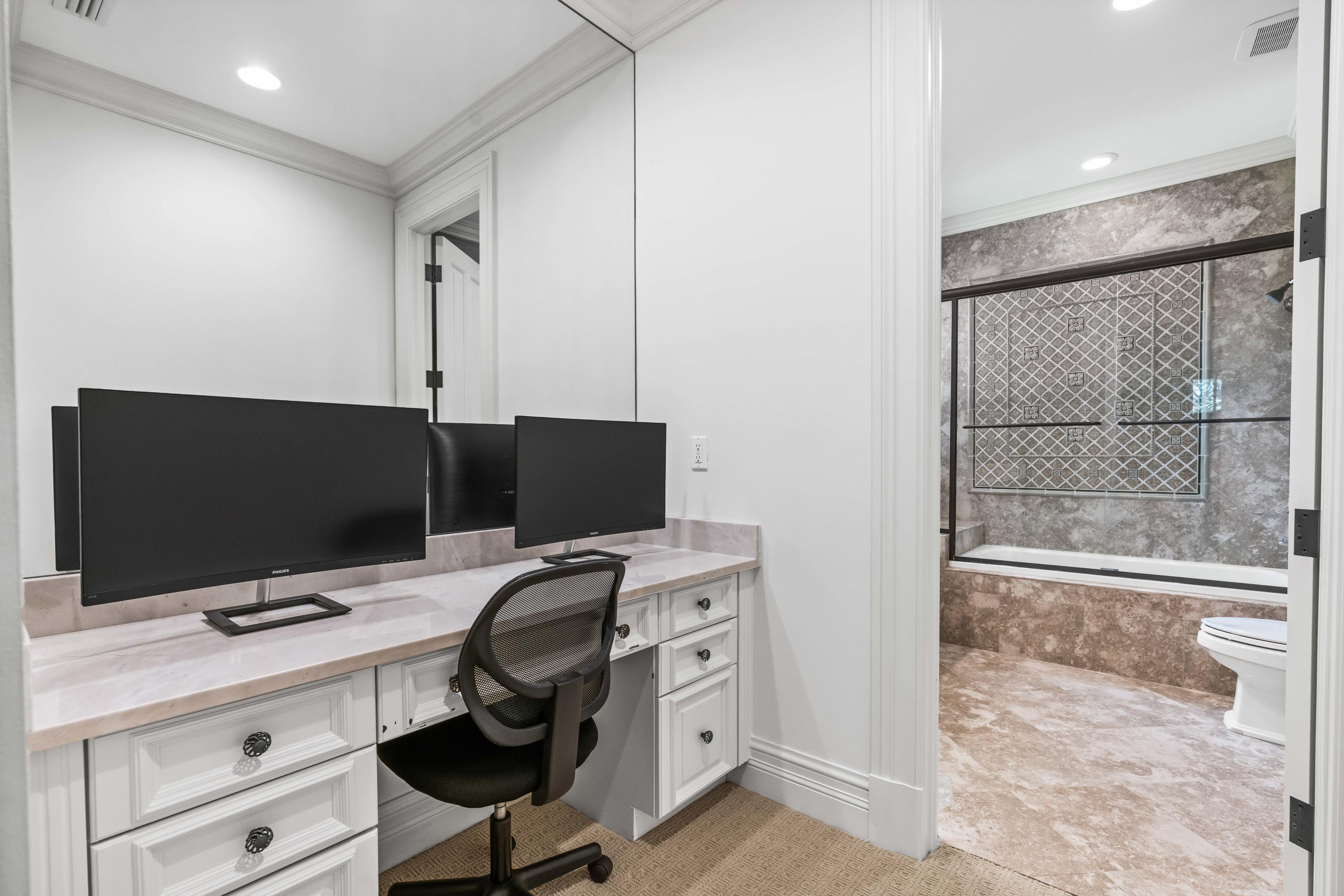 Admirals Cove - Residential