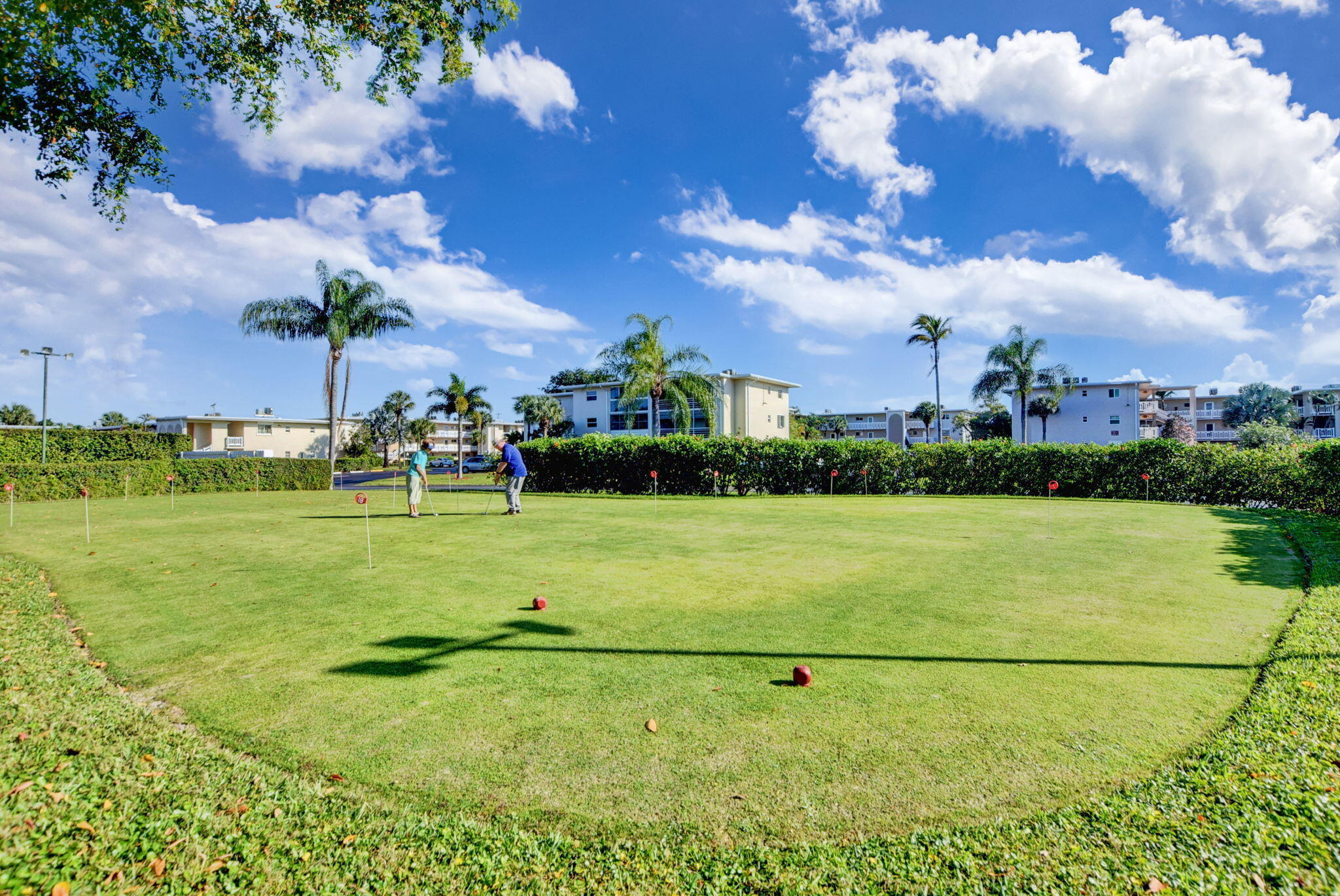 LAKE CLARKE GARDENS CONDO 22 - Residential