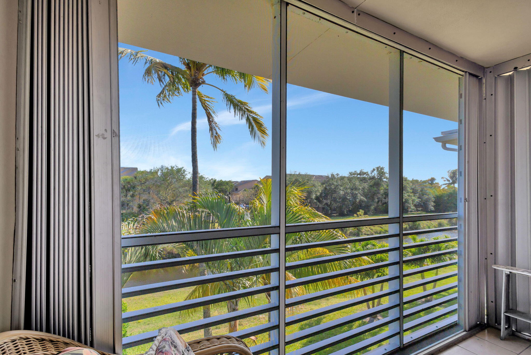 LAKE CLARKE GARDENS CONDO 22 - Residential