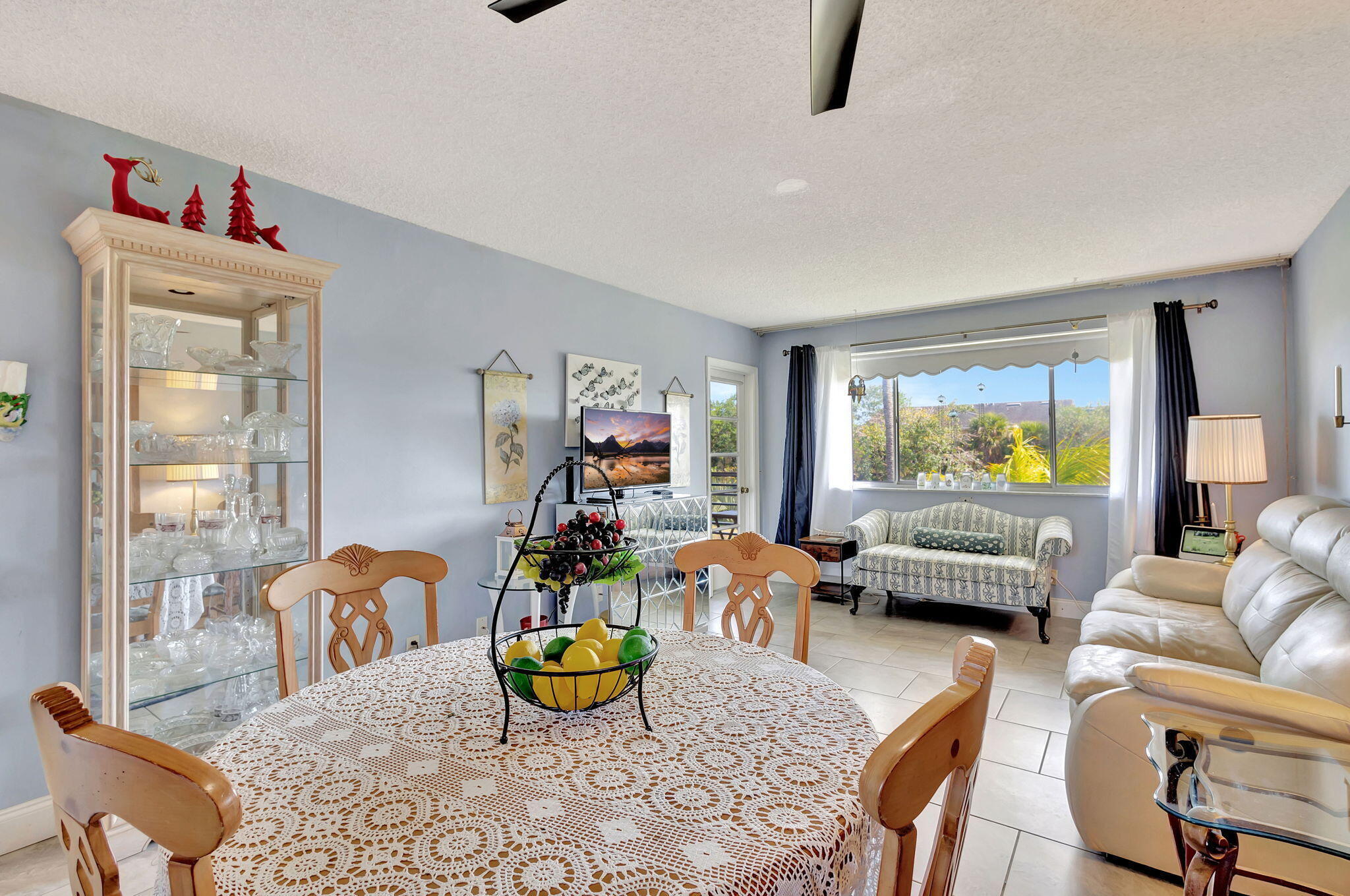 LAKE CLARKE GARDENS CONDO 22 - Residential