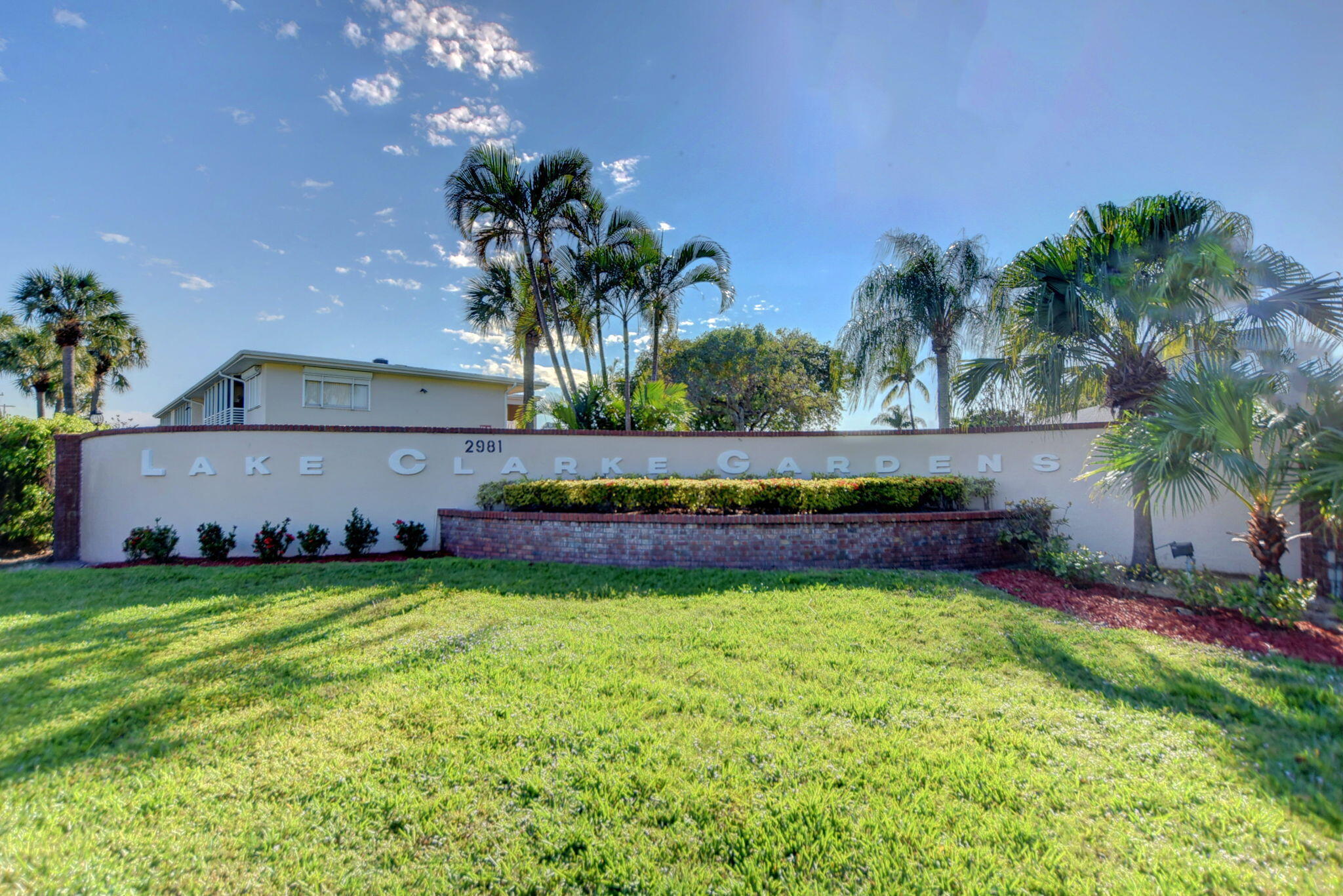 LAKE CLARKE GARDENS CONDO 22 - Residential