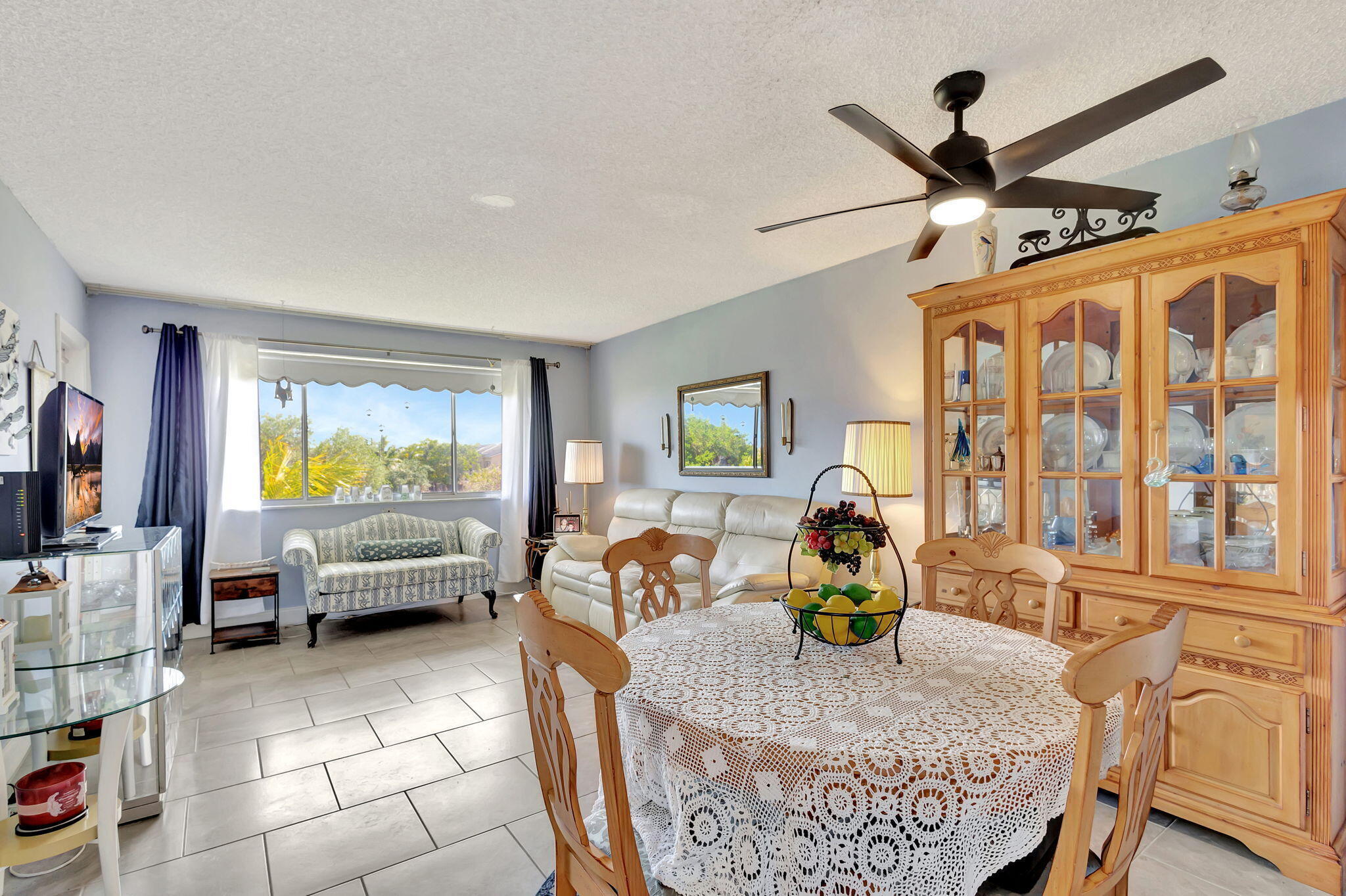 LAKE CLARKE GARDENS CONDO 22 - Residential