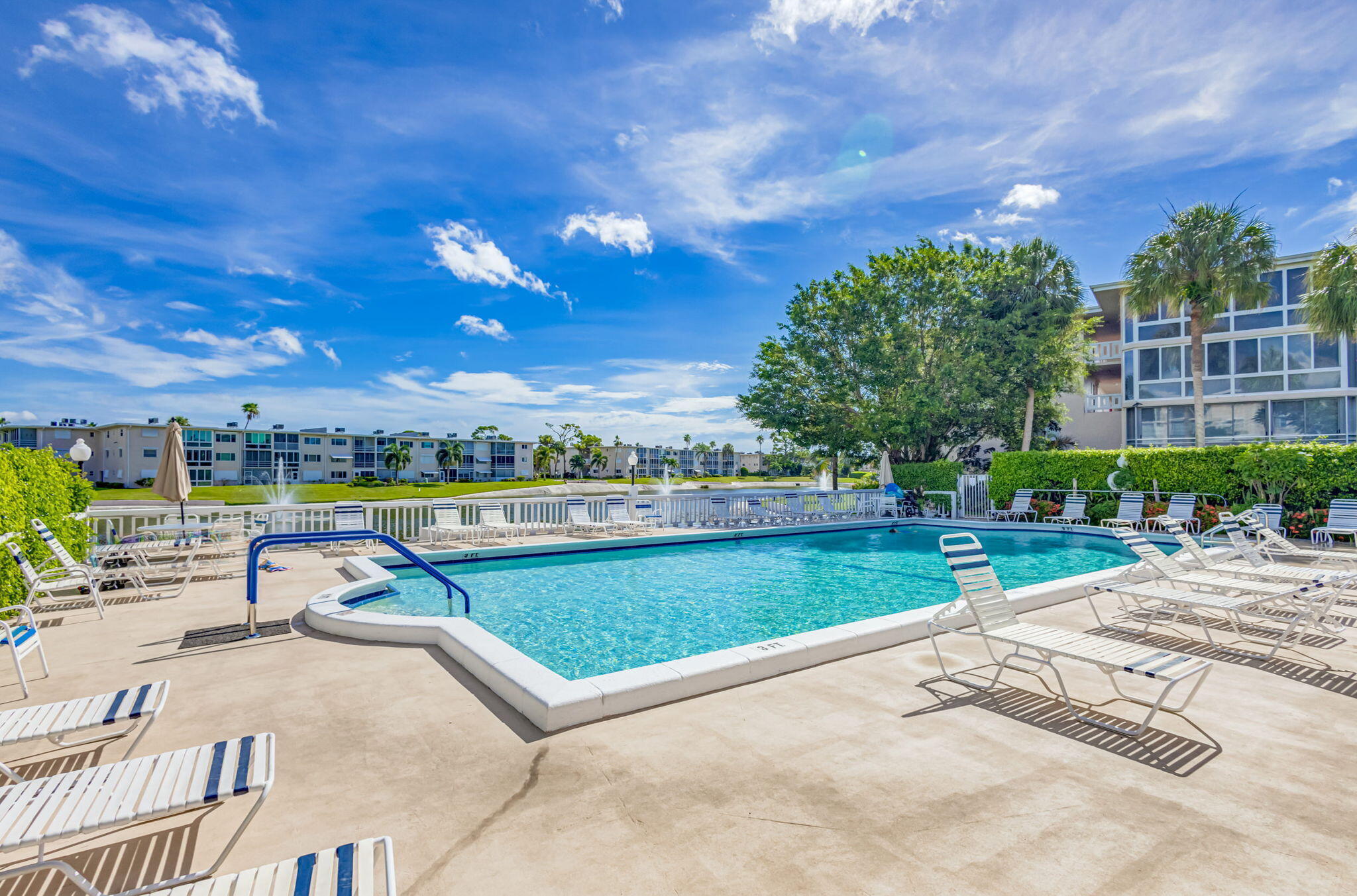 LAKE CLARKE GARDENS CONDO 22 - Residential