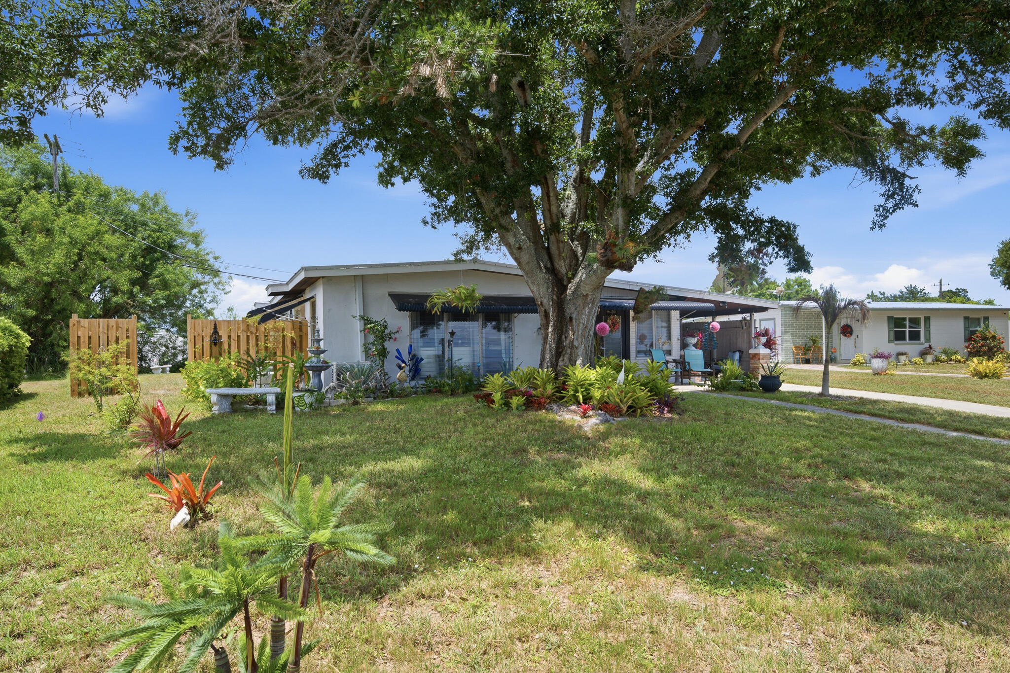 VERO BEACH HIGHLANDS UNIT 1 - Residential