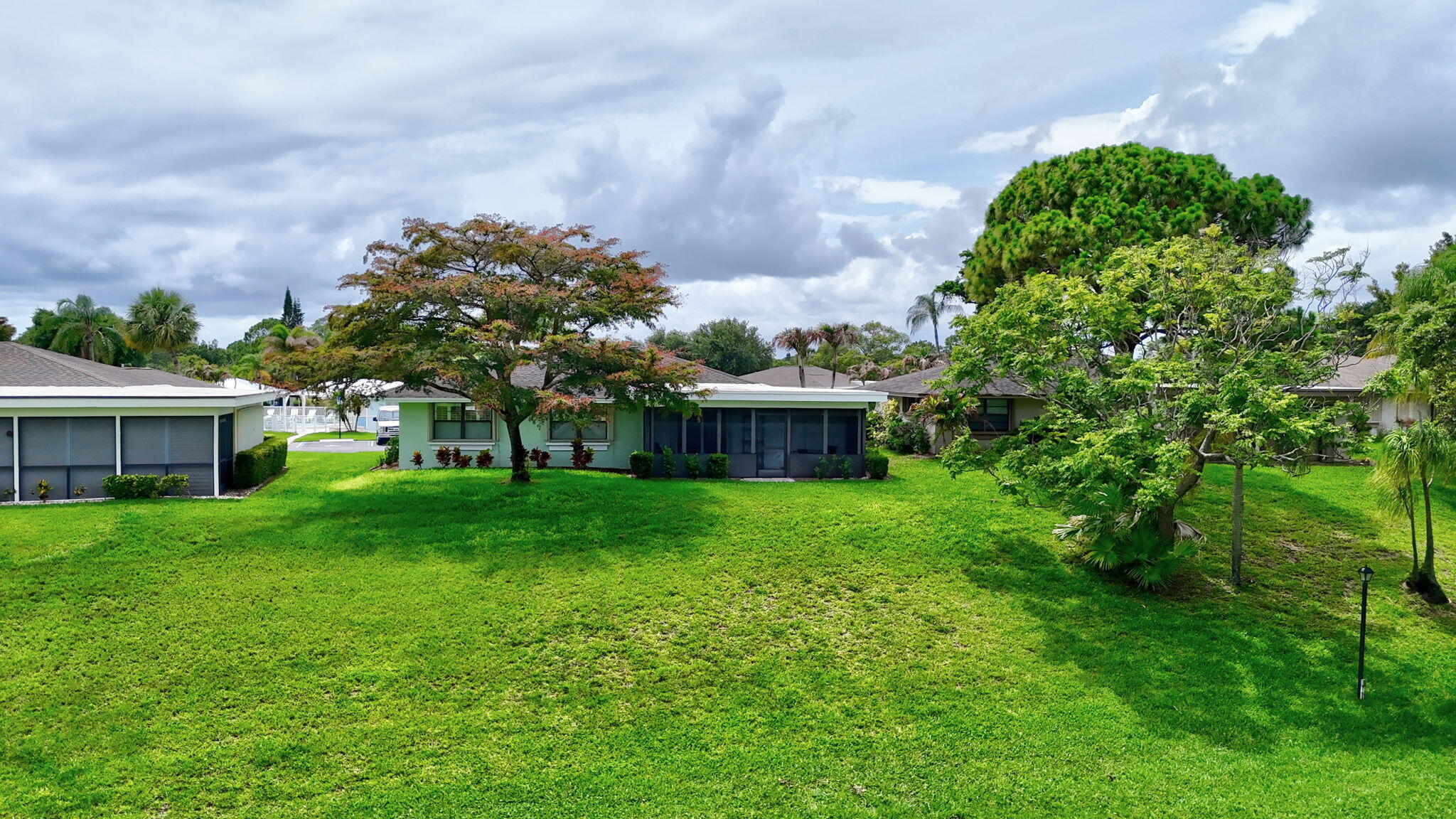 FAIRWAY VILLAS OF MILES GRANT CONDO - Residential